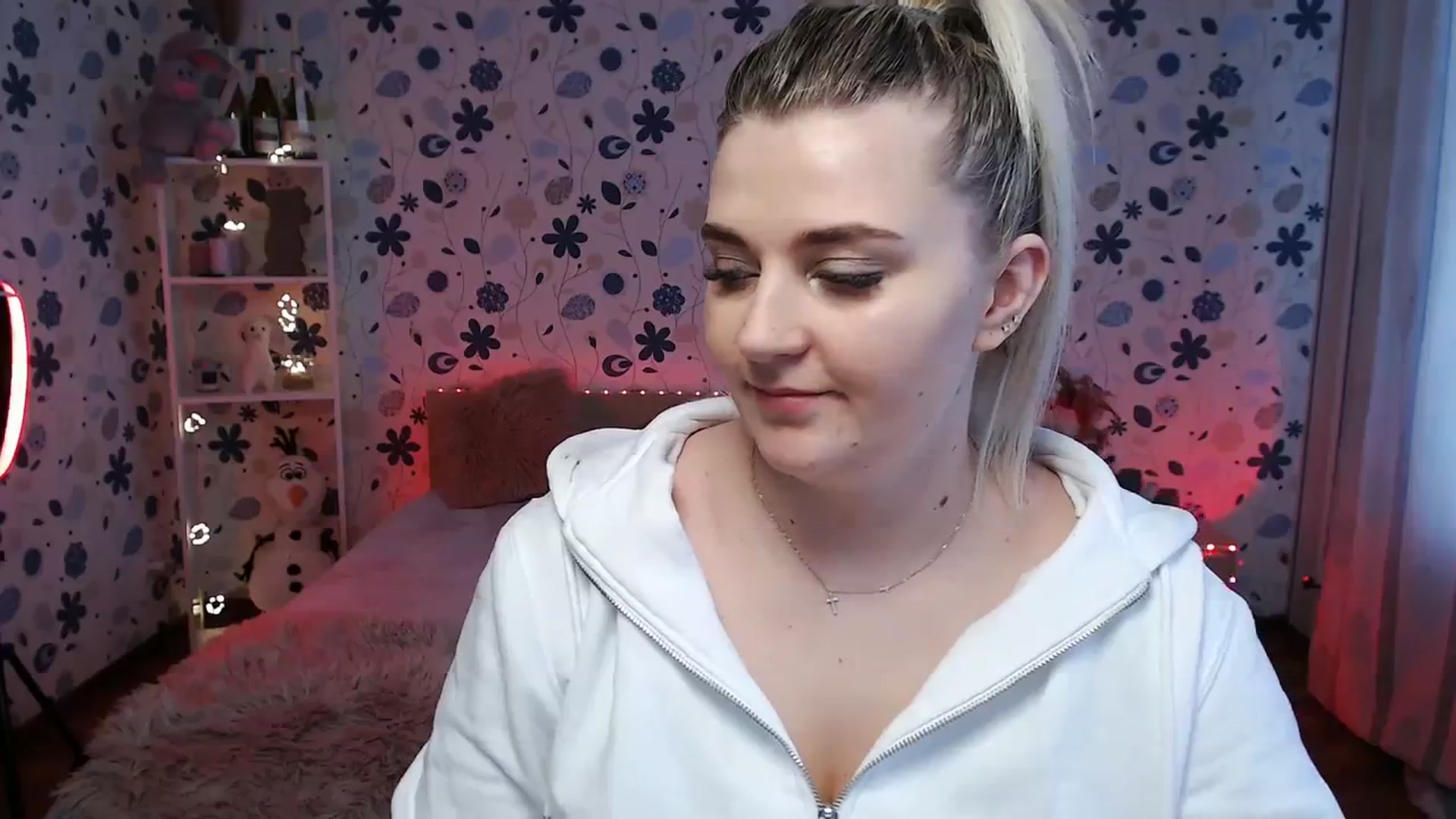 Gallery image thumbnail from Nice_Ass007's myfreecams stream on, 01/17/2024, 12:35 image 13 of 20
