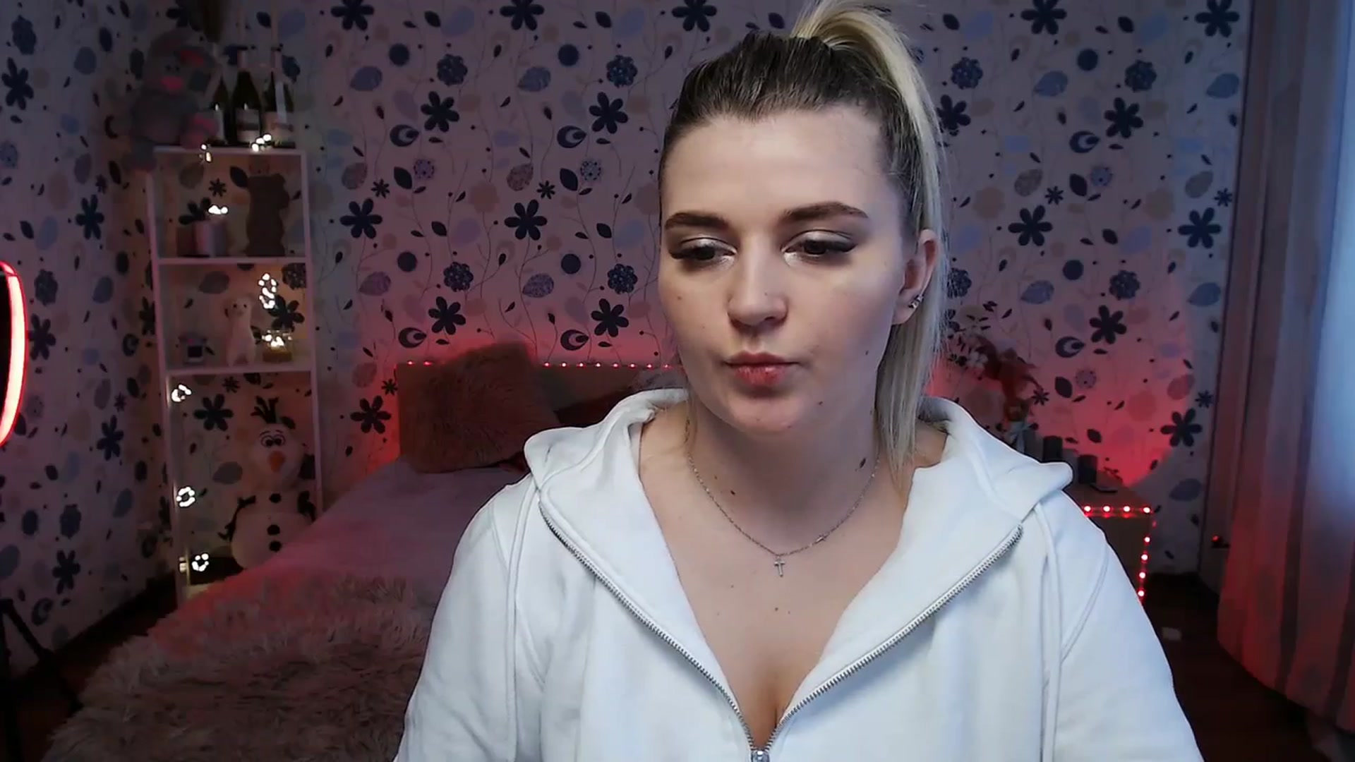 Gallery image thumbnail from Nice_Ass007's myfreecams stream on, 01/17/2024, 12:35 image 20 of 20