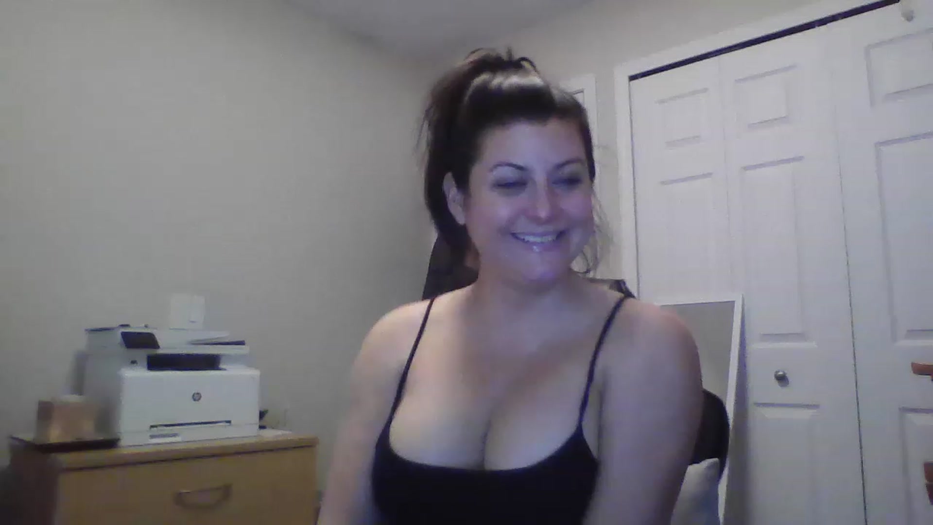 Gallery image thumbnail from Nice_nSpice's myfreecams stream on, 11/26/2022, 20:51 image 4 of 20