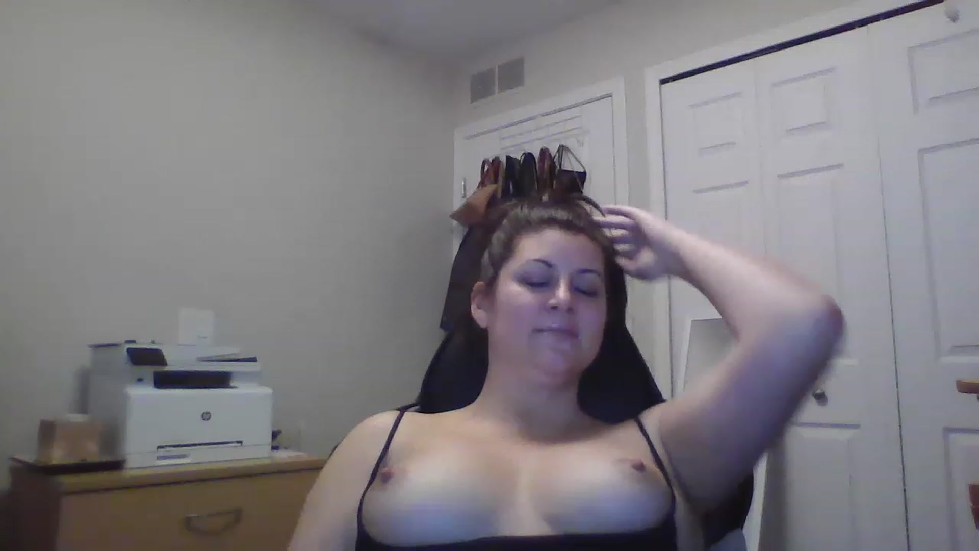 Gallery image thumbnail from Nice_nSpice's myfreecams stream on, 11/26/2022, 20:51 image 6 of 20