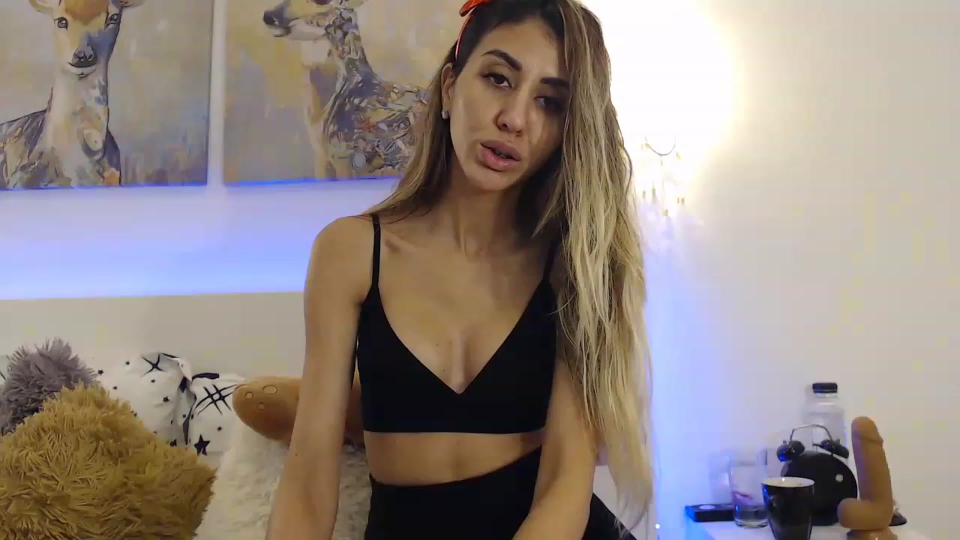 Gallery image thumbnail from Nicebitch23's myfreecams stream on, 12/04/2022, 15:55 image 2 of 20