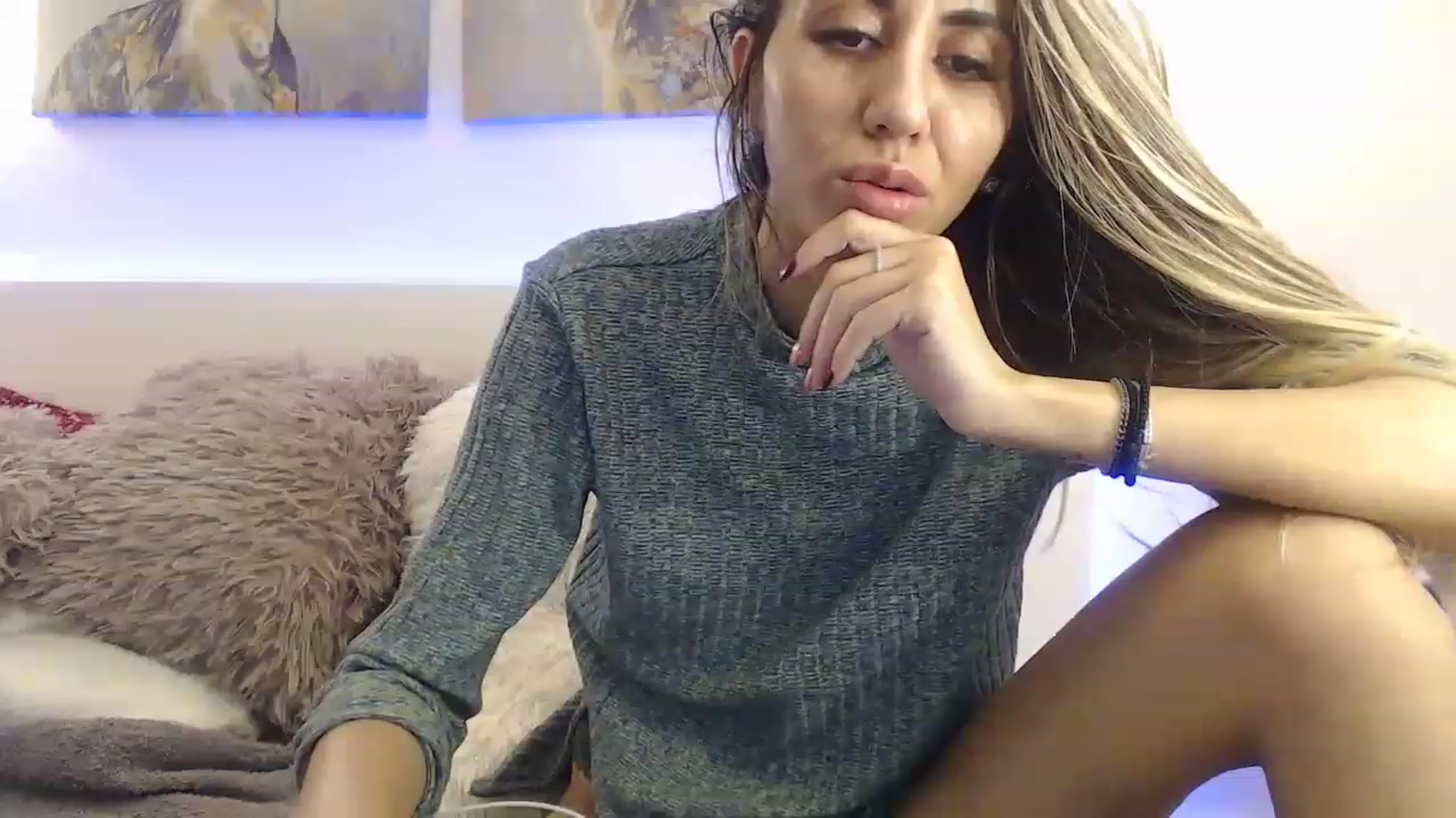 Gallery image thumbnail from Nicebitch23's myfreecams stream on, 12/06/2022, 15:02 image 3 of 20