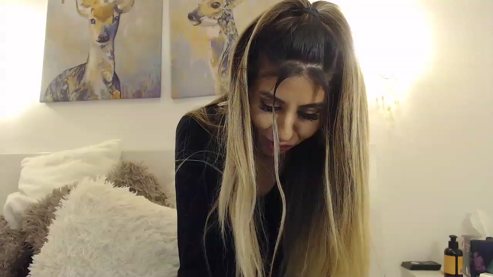 Gallery image thumbnail from Nicebitch23's myfreecams stream on, 12/07/2022, 10:45 image 3 of 20