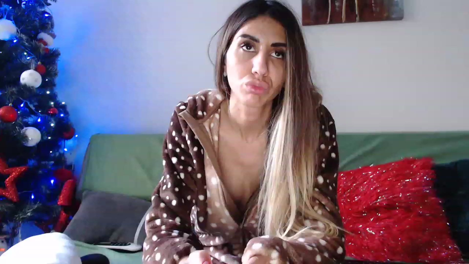 Gallery image thumbnail from Nicebitch23's myfreecams stream on, 12/09/2022, 13:35 image 20 of 20