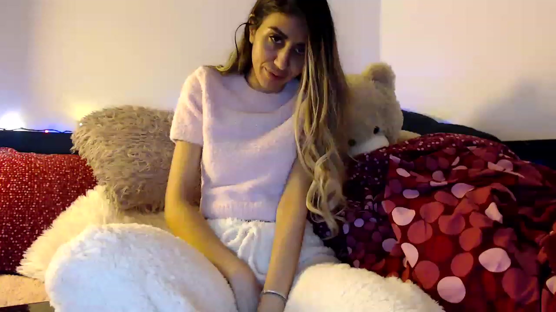 Gallery image thumbnail from Nicebitch23's myfreecams stream on, 12/20/2022, 12:27 image 4 of 20