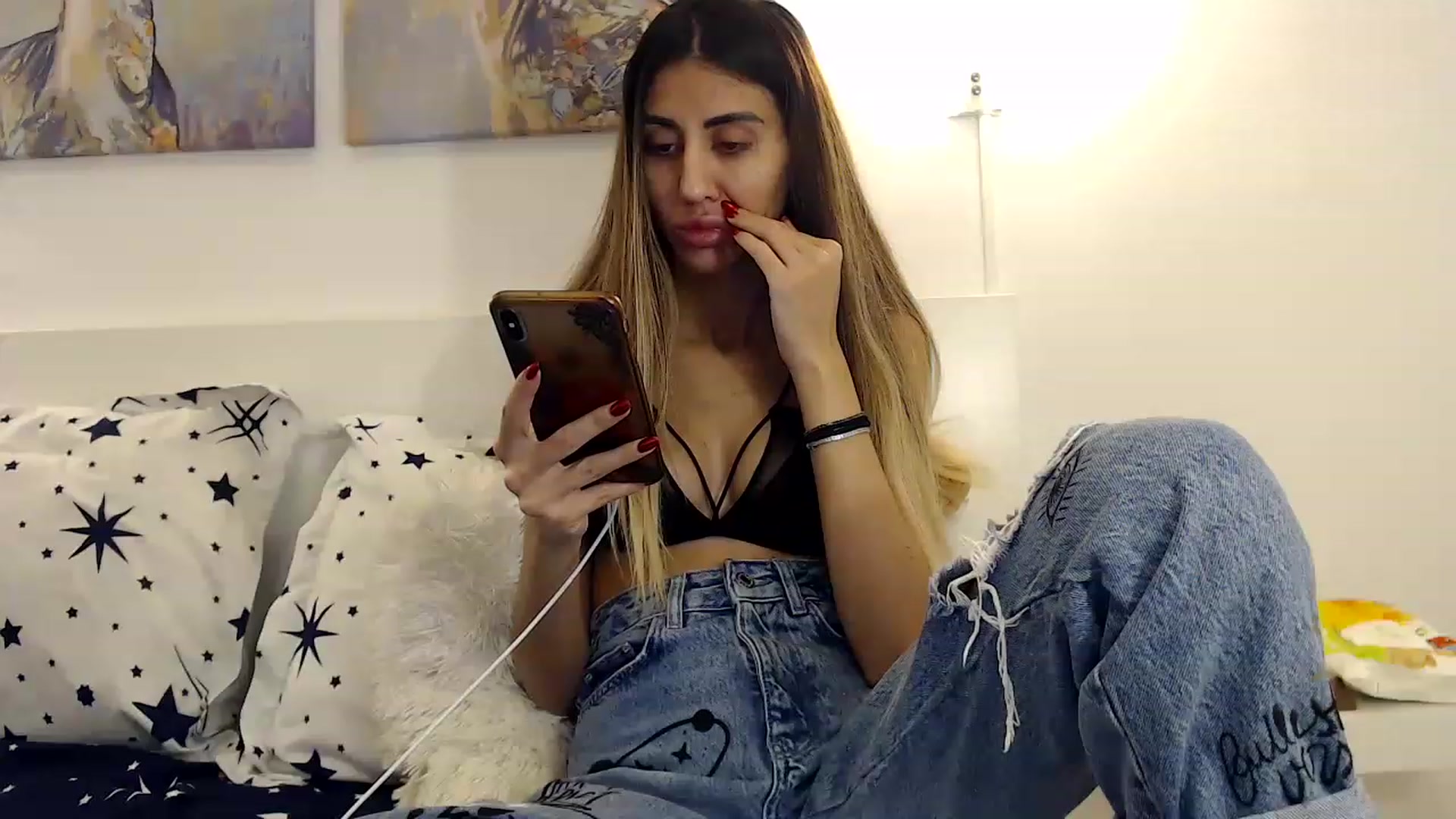 Gallery image thumbnail from Nicebitch23's myfreecams stream on, 01/12/2023, 13:02 image 1 of 20