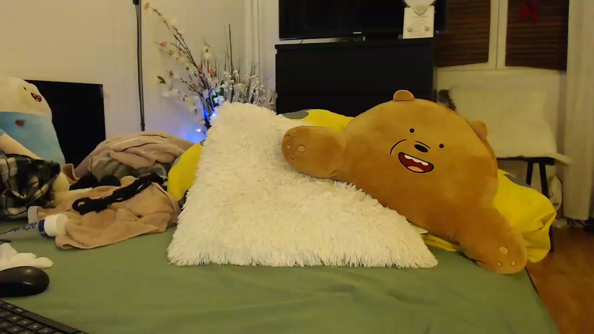 Gallery image thumbnail from Nicebitch23's myfreecams stream on, 01/29/2023, 17:45 image 17 of 20
