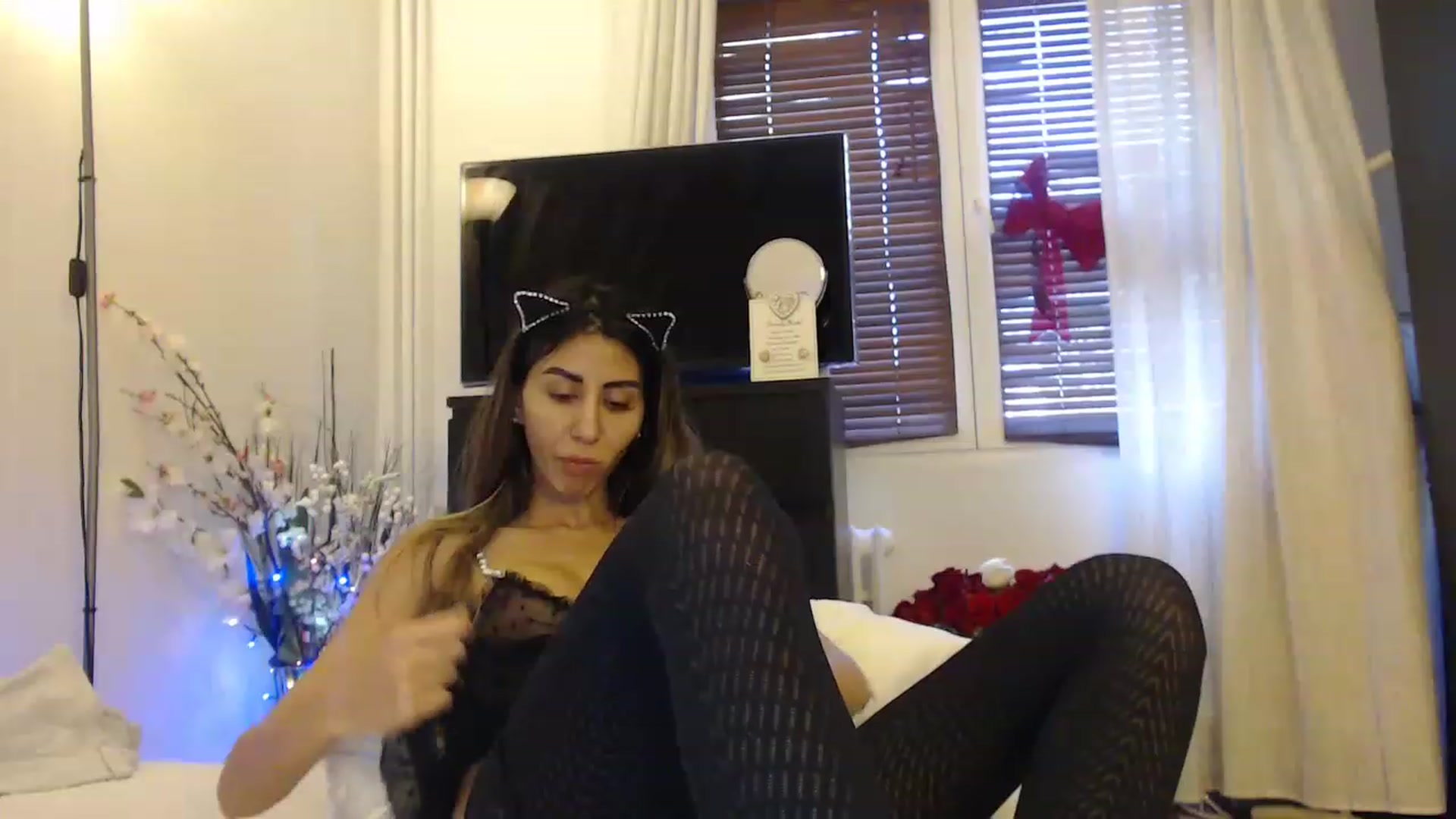 Gallery image thumbnail from Nicebitch23's myfreecams stream on, 01/31/2023, 13:42 image 15 of 20