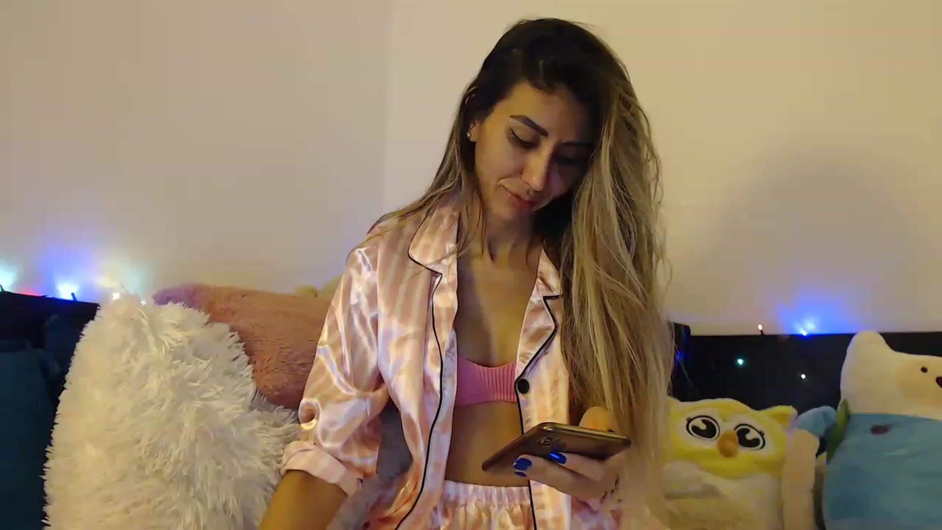 Gallery image thumbnail from Nicebitch23's myfreecams stream on, 02/05/2023, 13:09 image 15 of 20