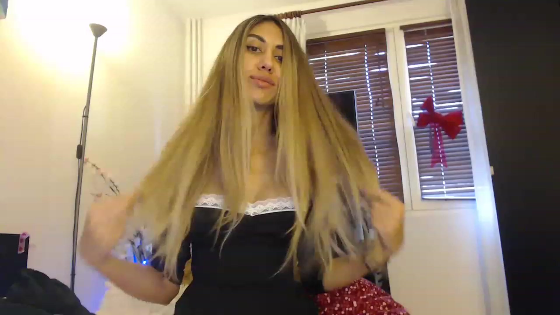 Gallery image thumbnail from Nicebitch23's myfreecams stream on, 02/13/2023, 09:24 image 17 of 20