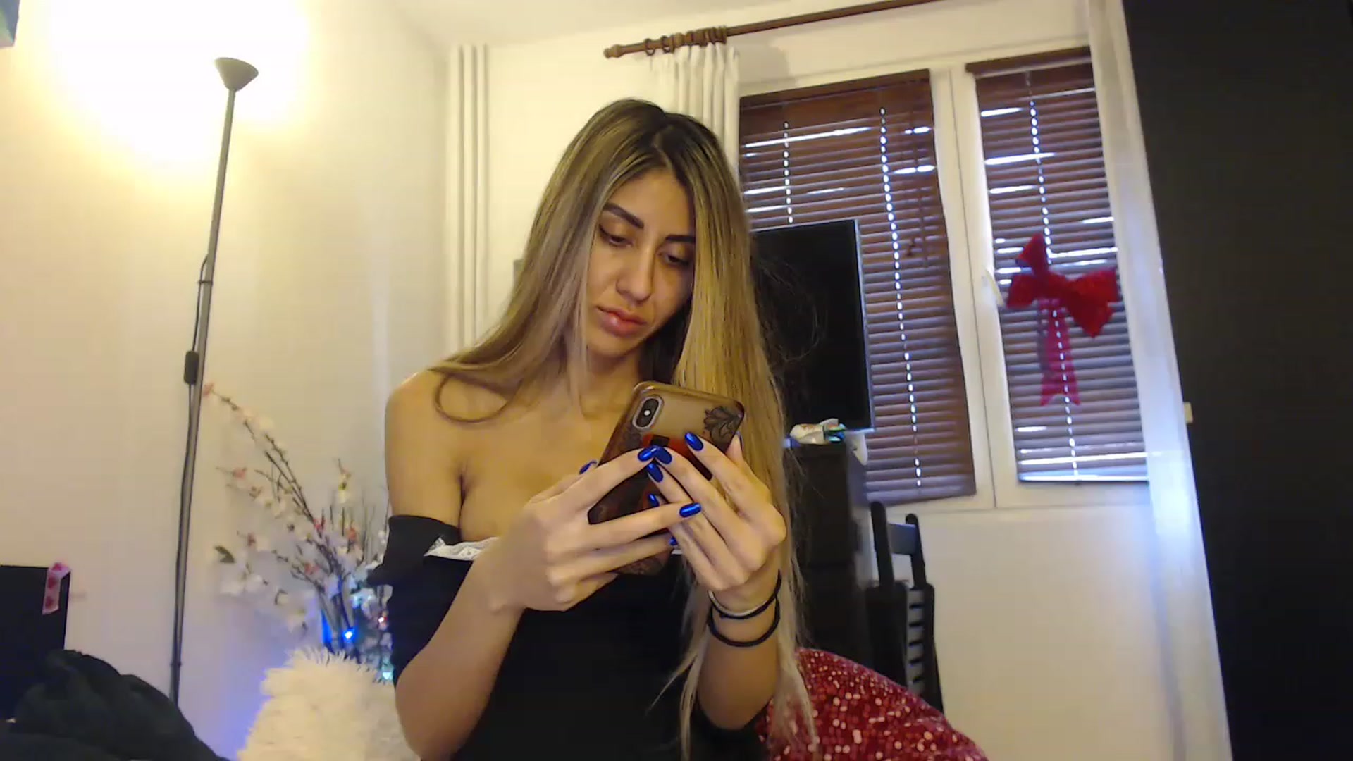 Gallery image thumbnail from Nicebitch23's myfreecams stream on, 02/13/2023, 09:24 image 18 of 20