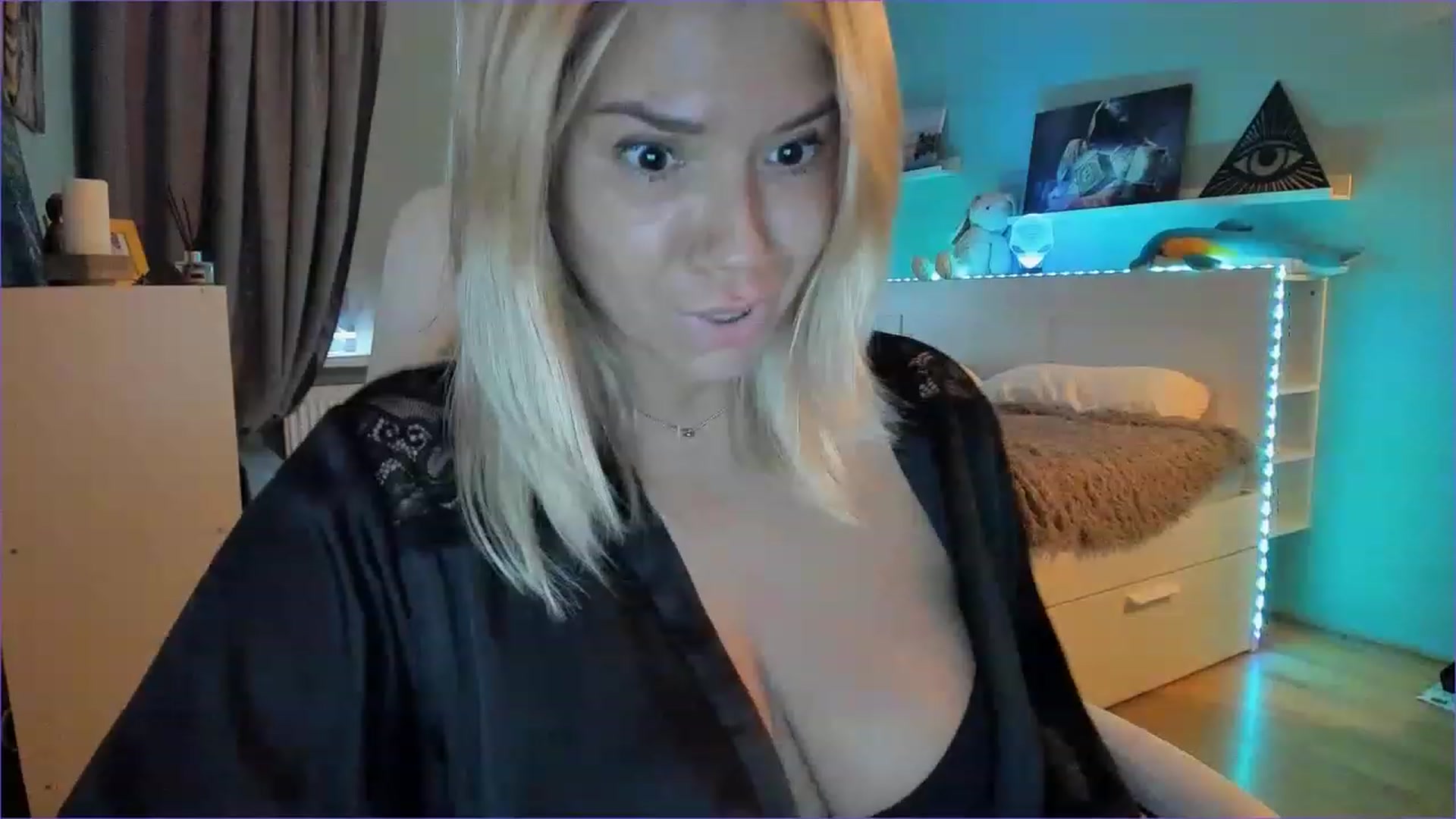 Gallery image thumbnail from NickyBlein's myfreecams stream on, 12/02/2022, 13:53 image 4 of 20