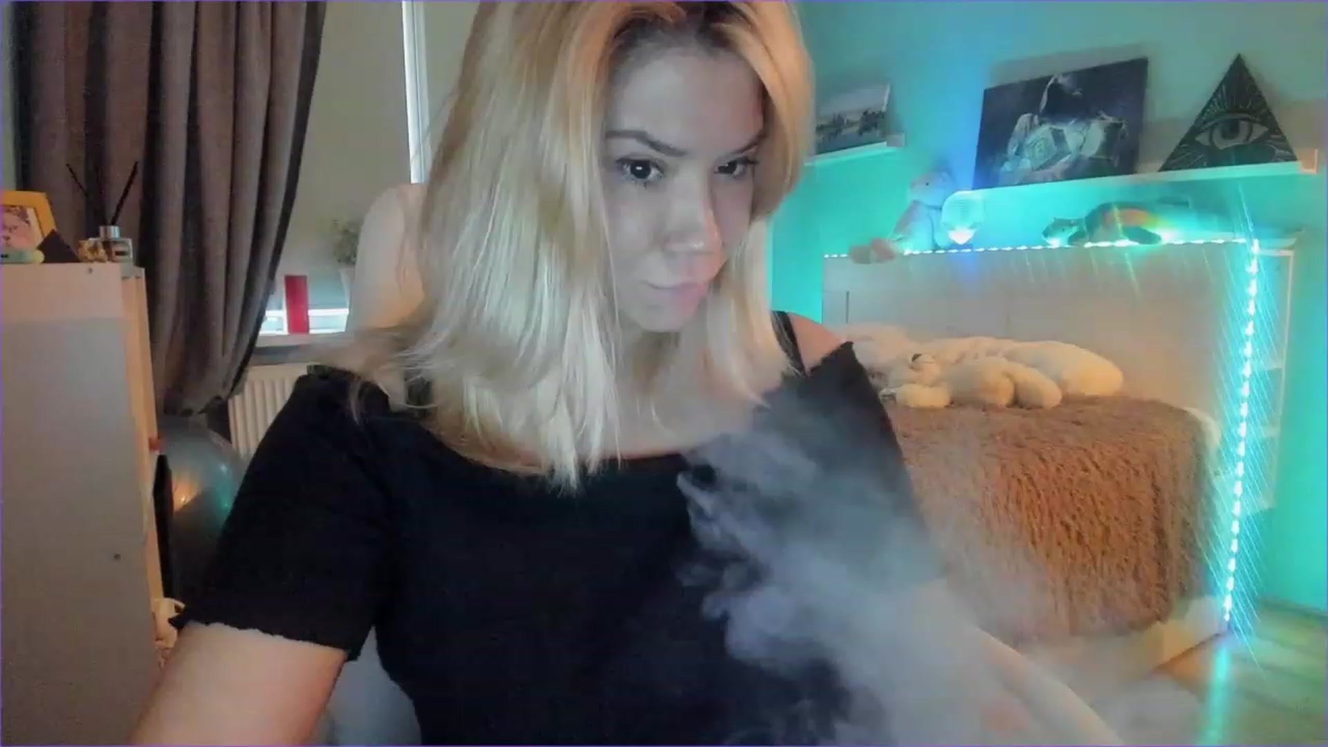 Gallery image thumbnail from NickyBlein's myfreecams stream on, 12/06/2022, 09:18 image 4 of 20