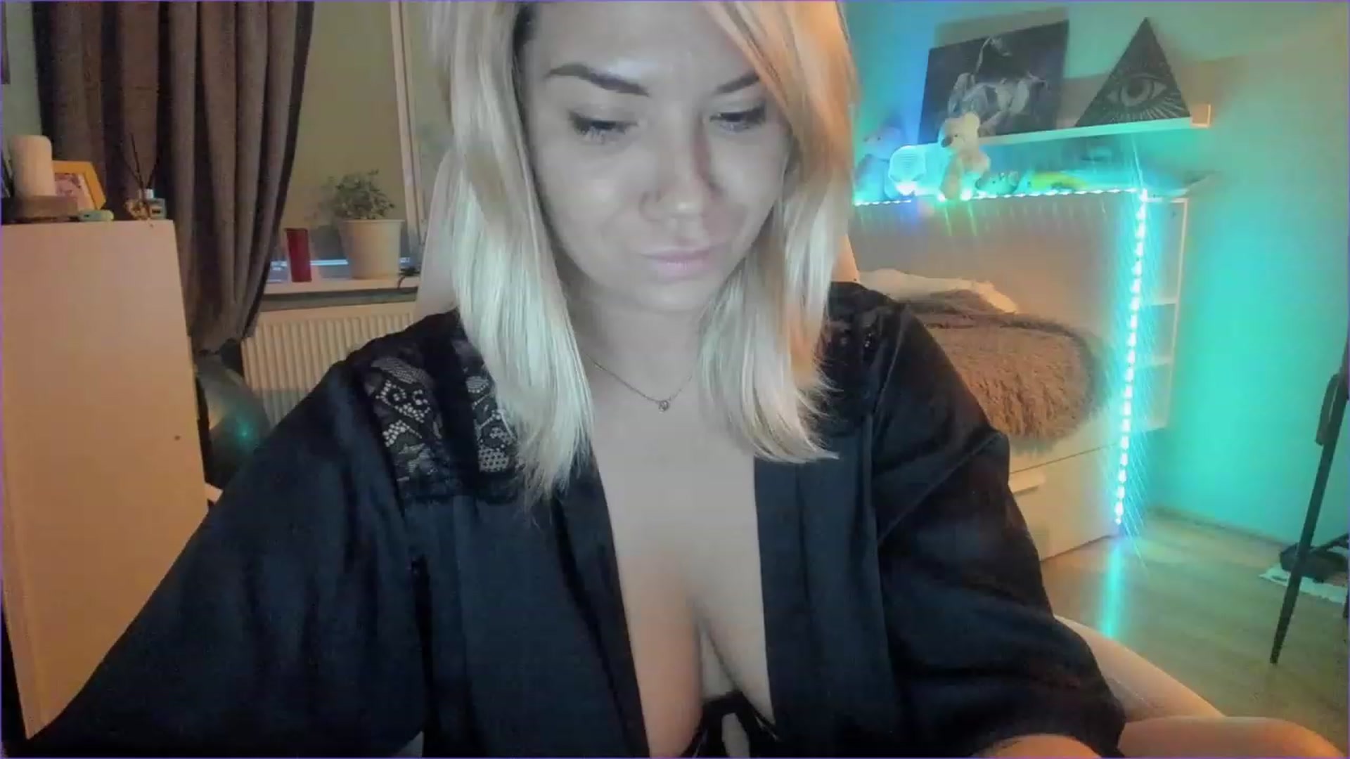 Gallery image thumbnail from NickyBlein's myfreecams stream on, 12/06/2022, 13:19 image 9 of 20