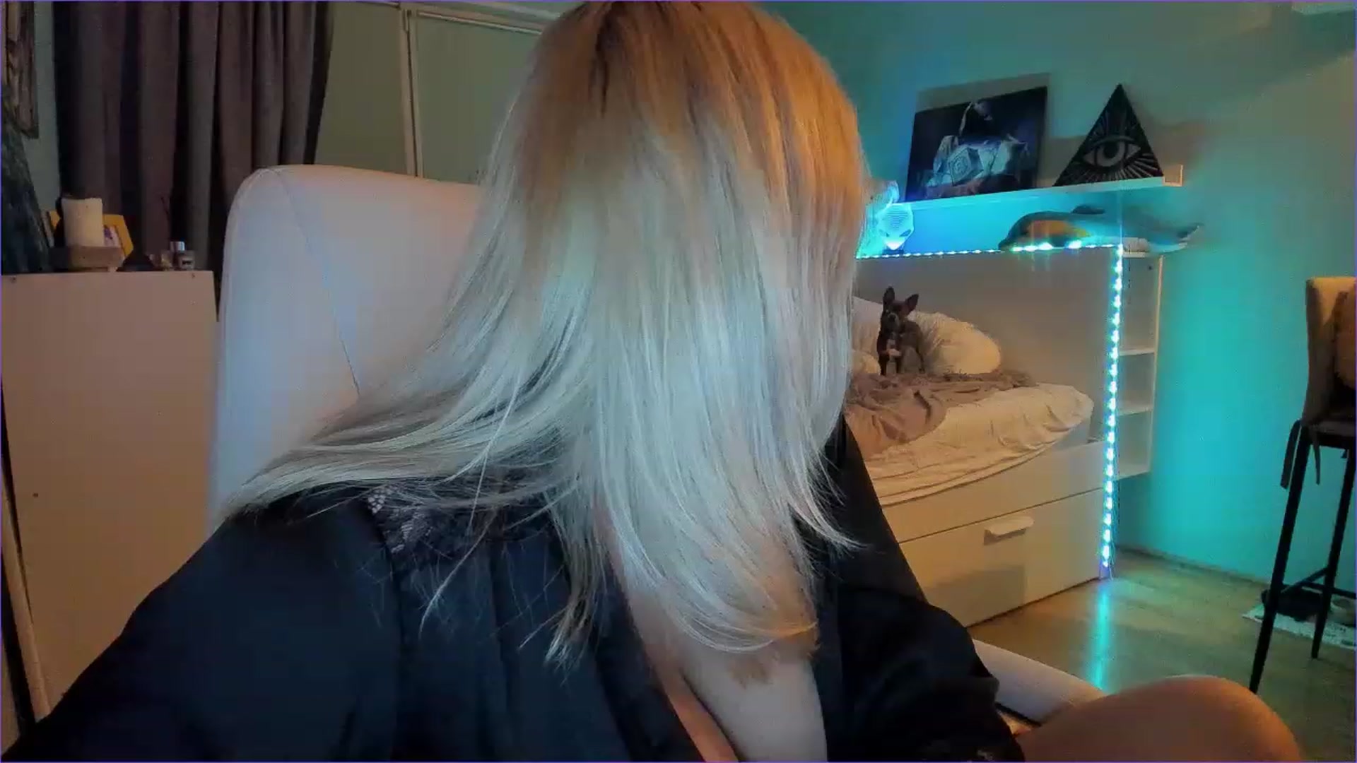 Gallery image thumbnail from NickyBlein's myfreecams stream on, 12/07/2022, 13:40 image 16 of 20