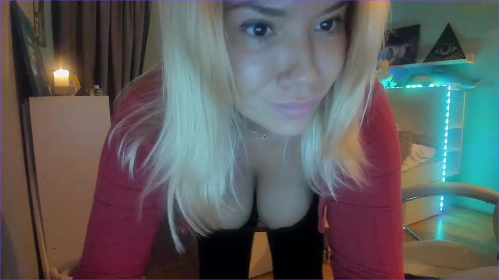 Gallery image thumbnail from NickyBlein's myfreecams stream on, 12/08/2022, 14:33 image 7 of 20