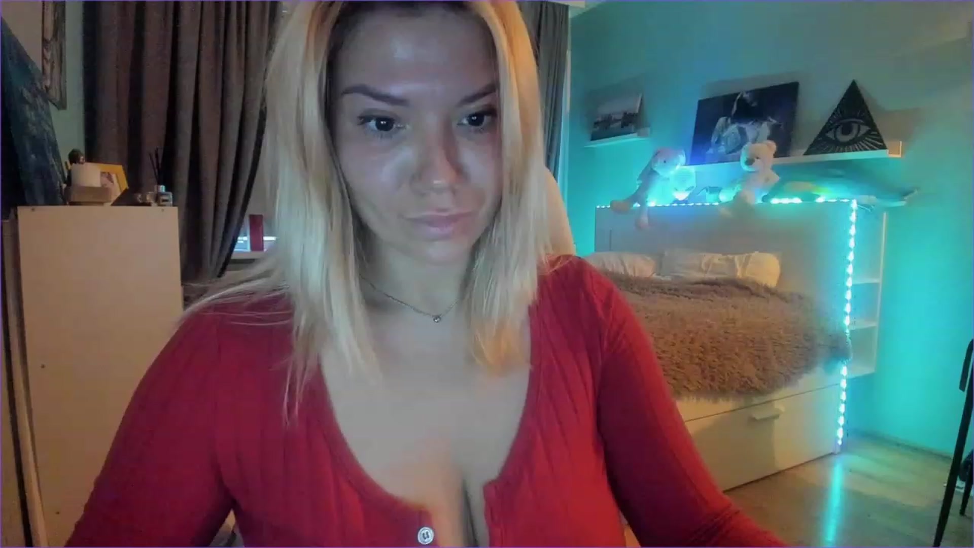 Gallery image thumbnail from NickyBlein's myfreecams stream on, 12/09/2022, 13:18 image 1 of 20