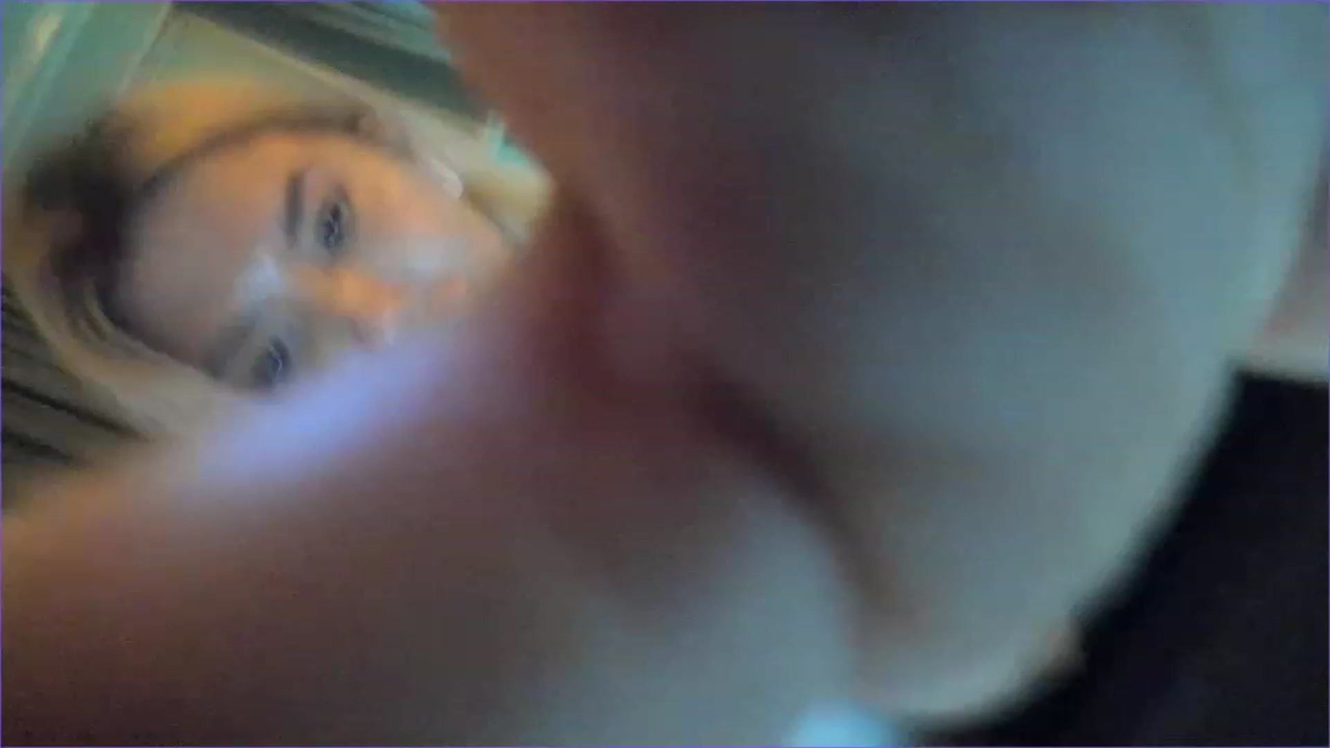 Gallery image thumbnail from NickyBlein's myfreecams stream on, 12/09/2022, 15:13 image 3 of 20