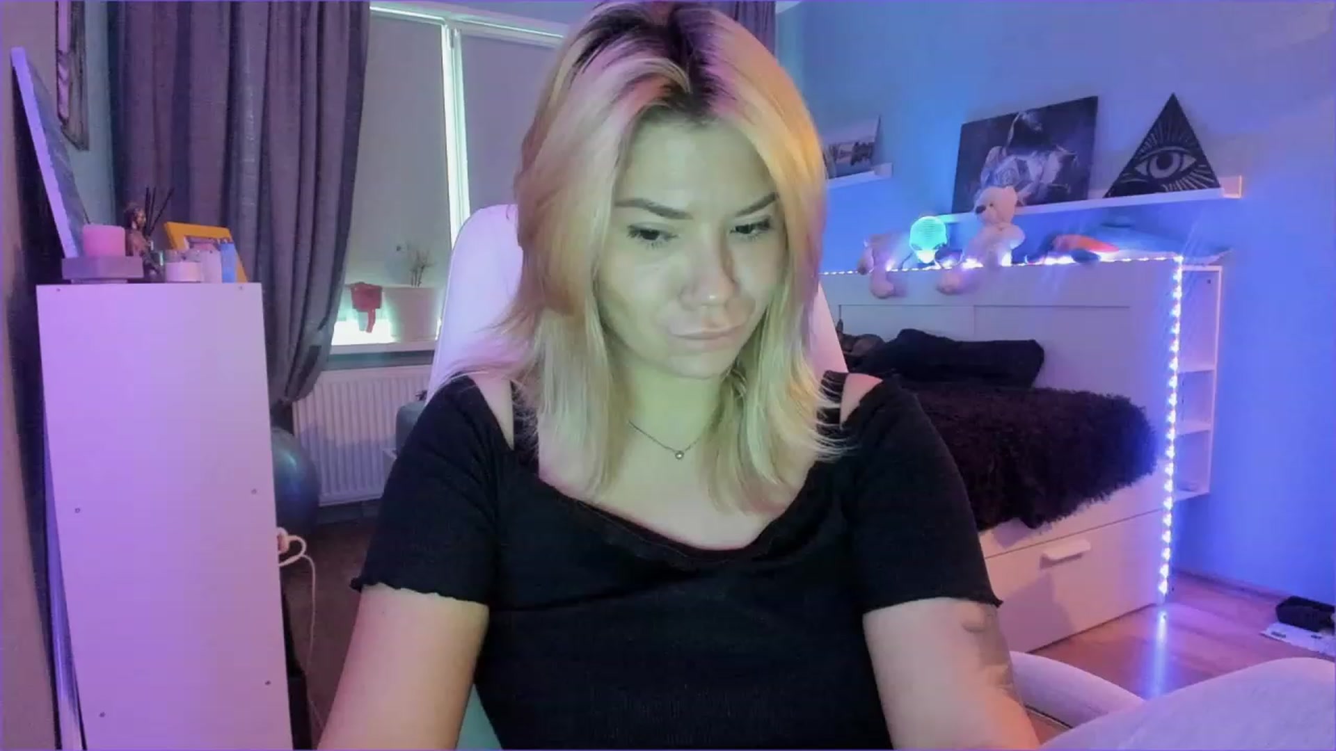 Gallery image thumbnail from NickyBlein's myfreecams stream on, 01/04/2023, 09:56 image 7 of 20