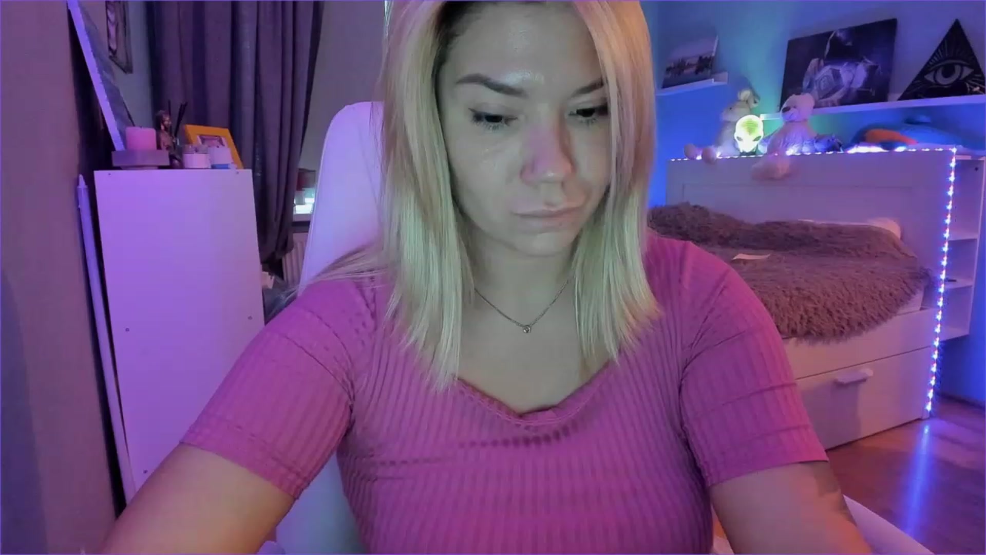 Gallery image thumbnail from NickyBlein's myfreecams stream on, 01/06/2023, 11:31 image 9 of 20