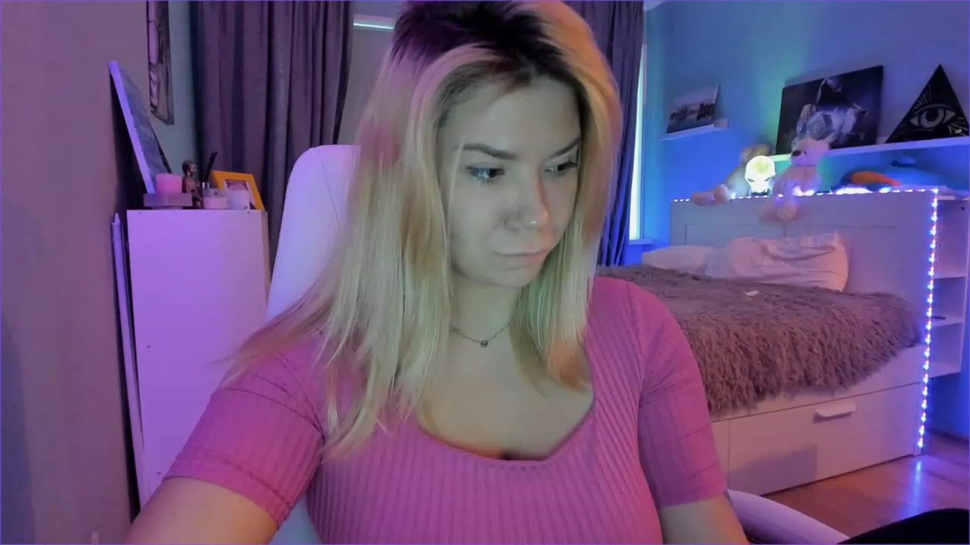 Gallery image thumbnail from NickyBlein's myfreecams stream on, 01/07/2023, 10:30 image 1 of 20