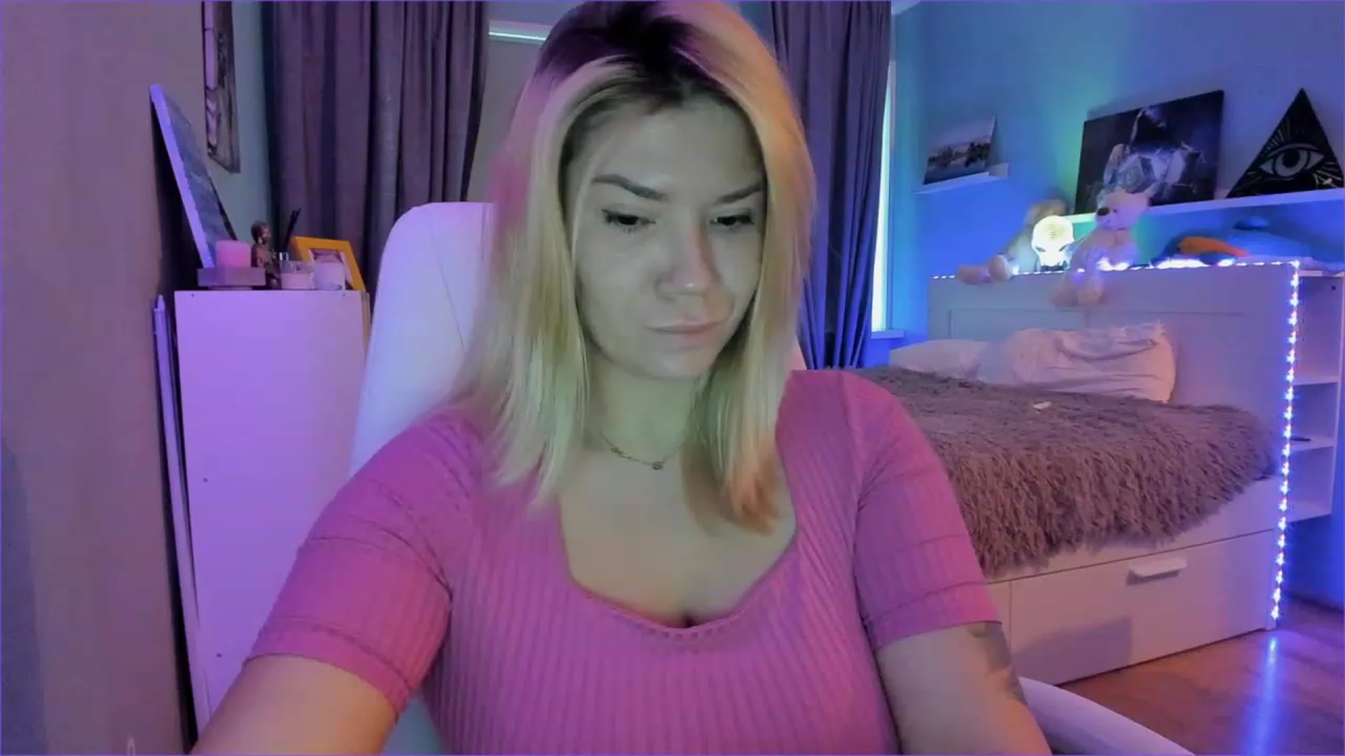 Gallery image thumbnail from NickyBlein's myfreecams stream on, 01/07/2023, 10:30 image 2 of 20