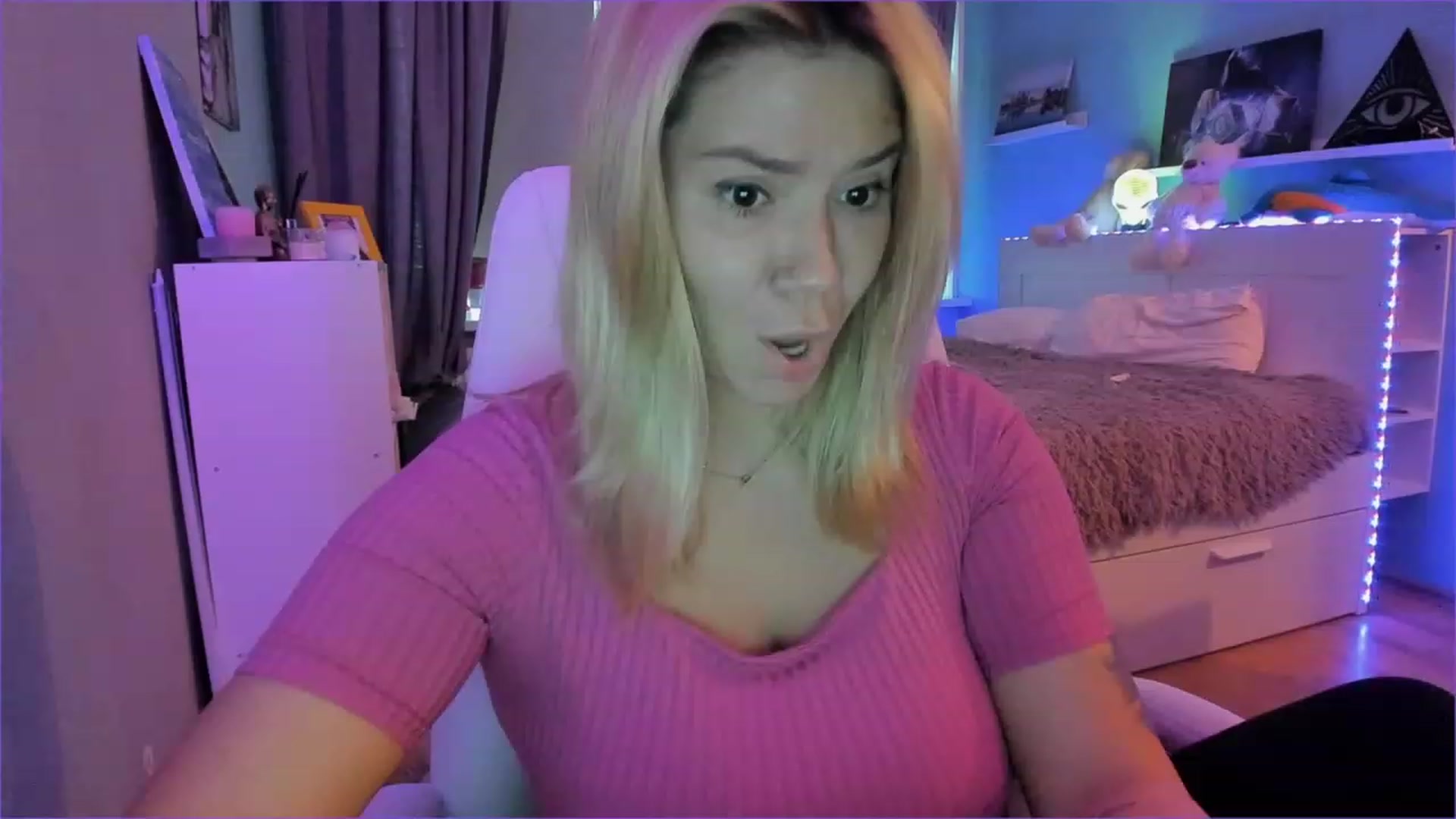 Gallery image thumbnail from NickyBlein's myfreecams stream on, 01/07/2023, 10:30 image 17 of 20