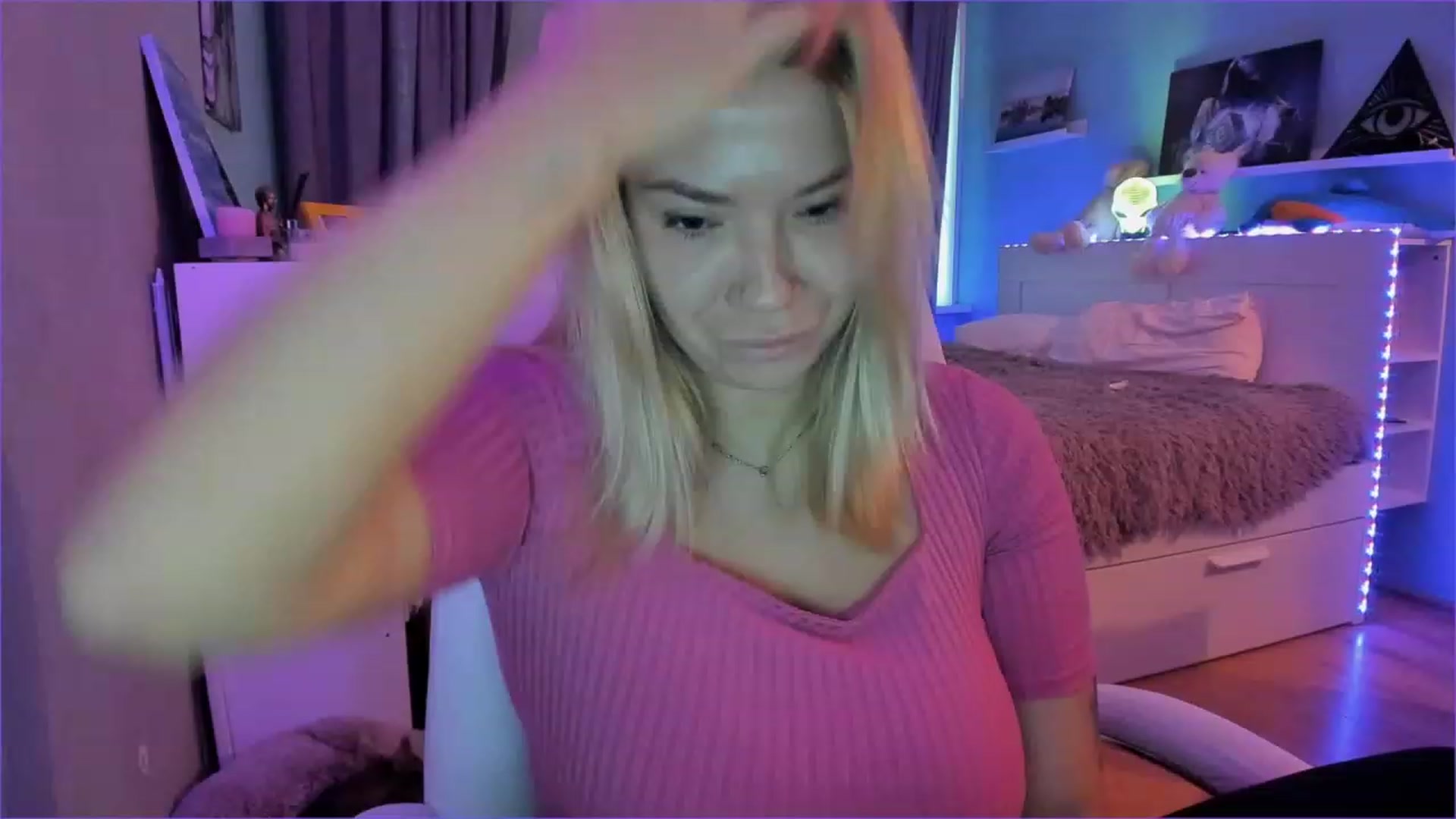 Gallery image thumbnail from NickyBlein's myfreecams stream on, 01/07/2023, 10:30 image 20 of 20