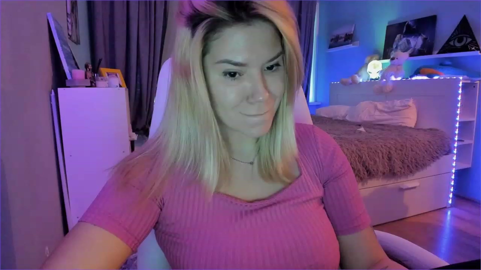Gallery image thumbnail from NickyBlein's myfreecams stream on, 01/07/2023, 12:03 image 2 of 20