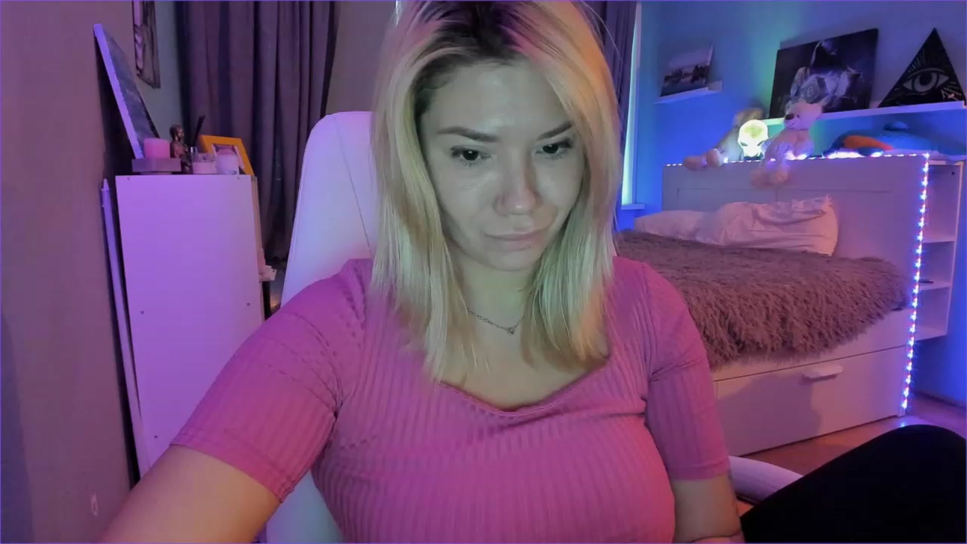 Gallery image thumbnail from NickyBlein's myfreecams stream on, 01/07/2023, 12:03 image 4 of 20