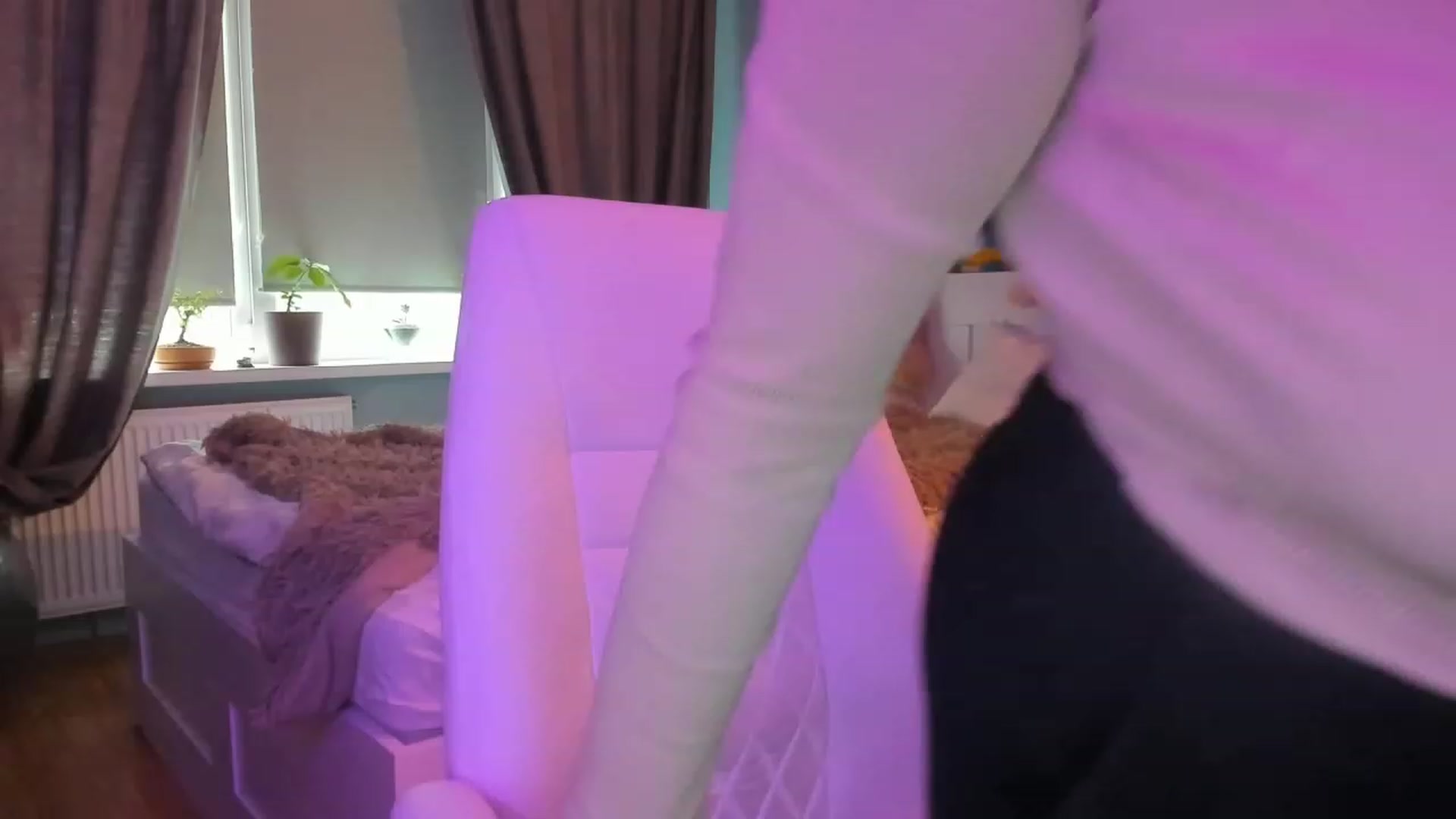 Gallery image thumbnail from NickyBlein's myfreecams stream on, 05/27/2023, 11:33 image 18 of 20