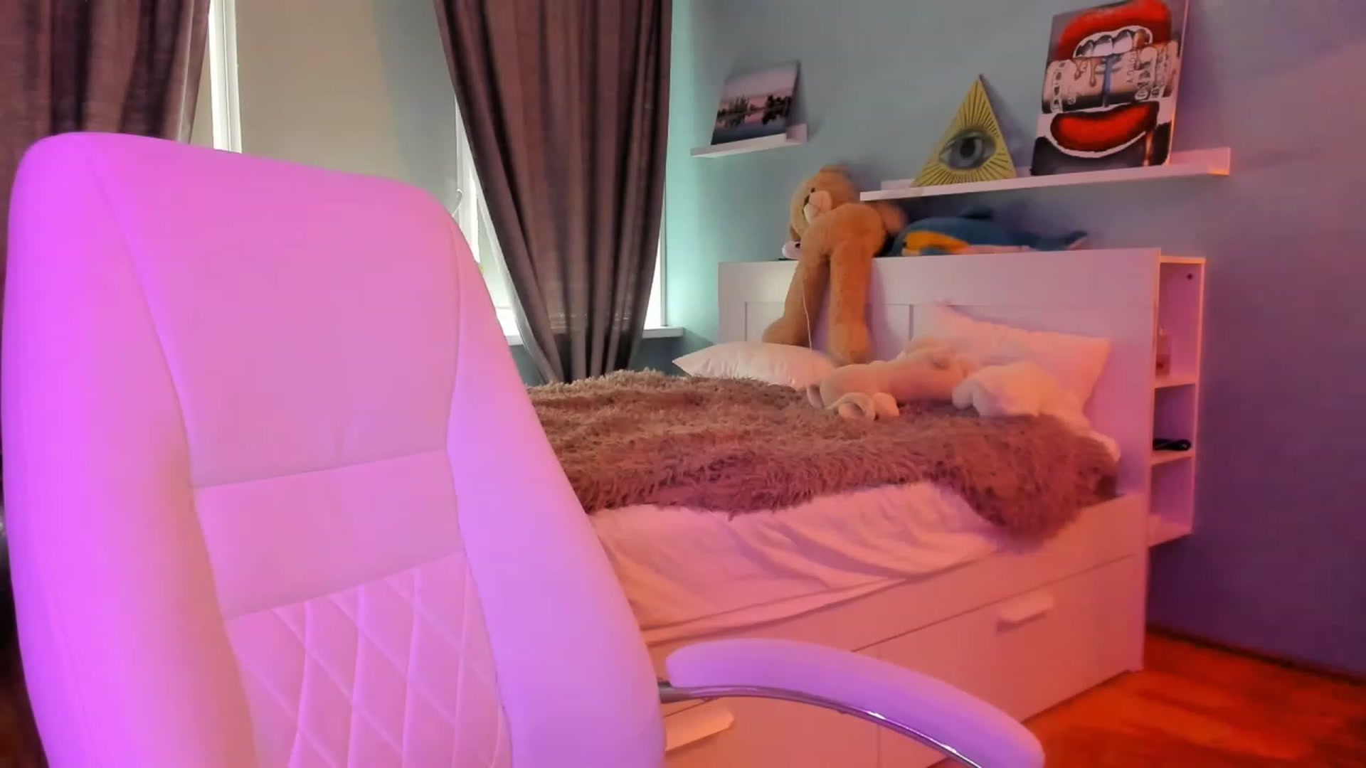 Gallery image thumbnail from NickyBlein's myfreecams stream on, 05/27/2023, 11:33 image 12 of 20