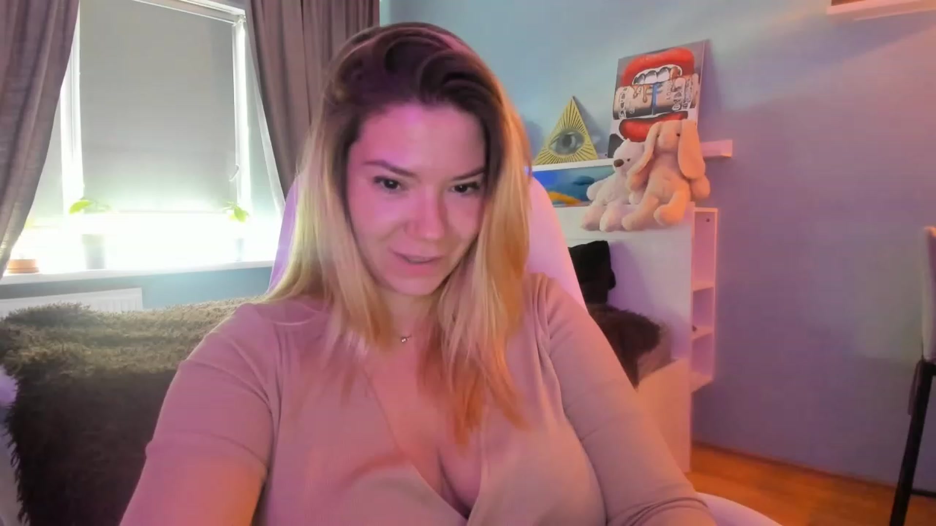 Gallery image thumbnail from NickyBlein's myfreecams stream on, 06/01/2023, 10:33 image 11 of 20