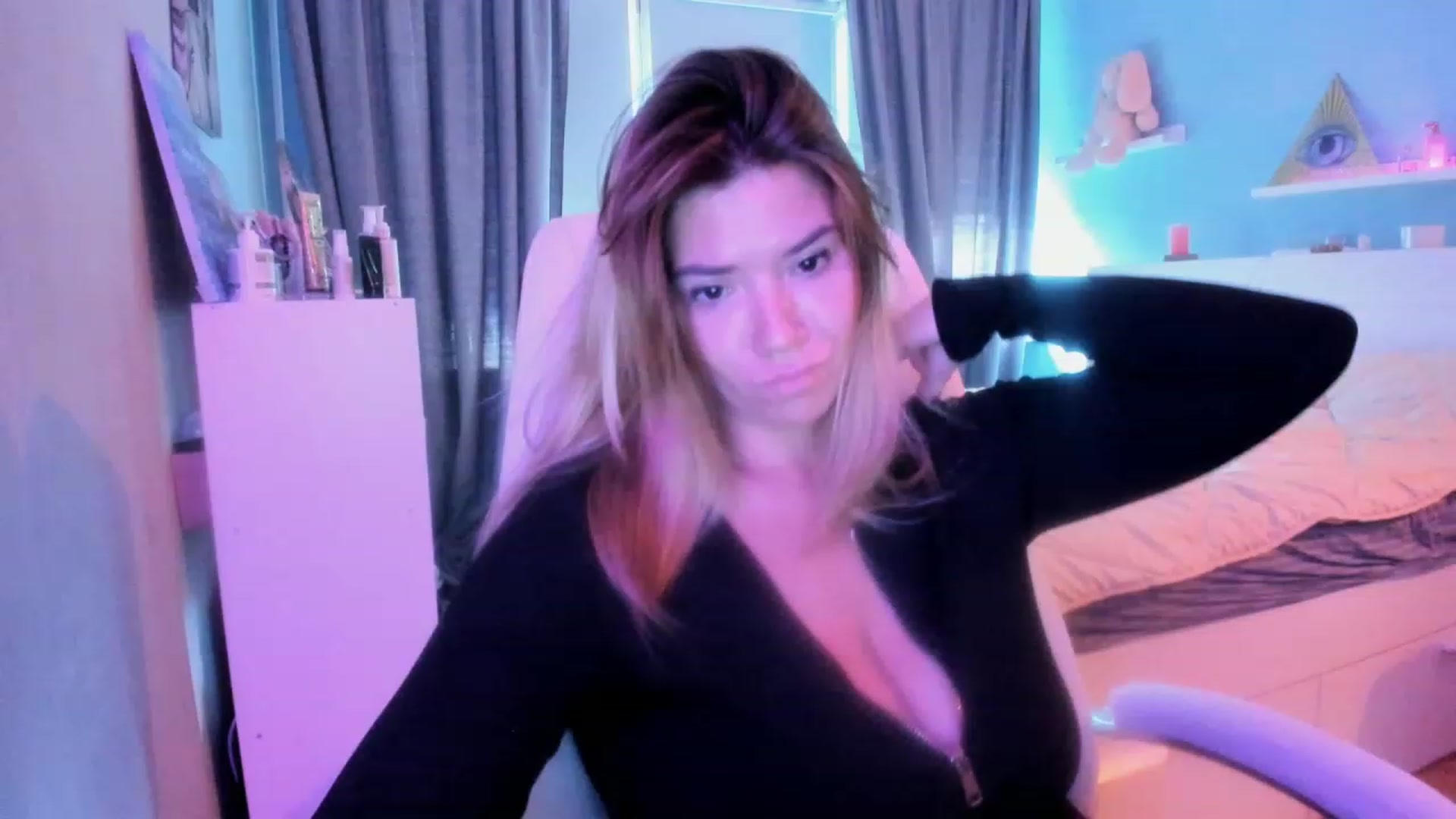 Gallery image thumbnail from NickyBlein's myfreecams stream on, 09/02/2023, 12:55 image 15 of 20