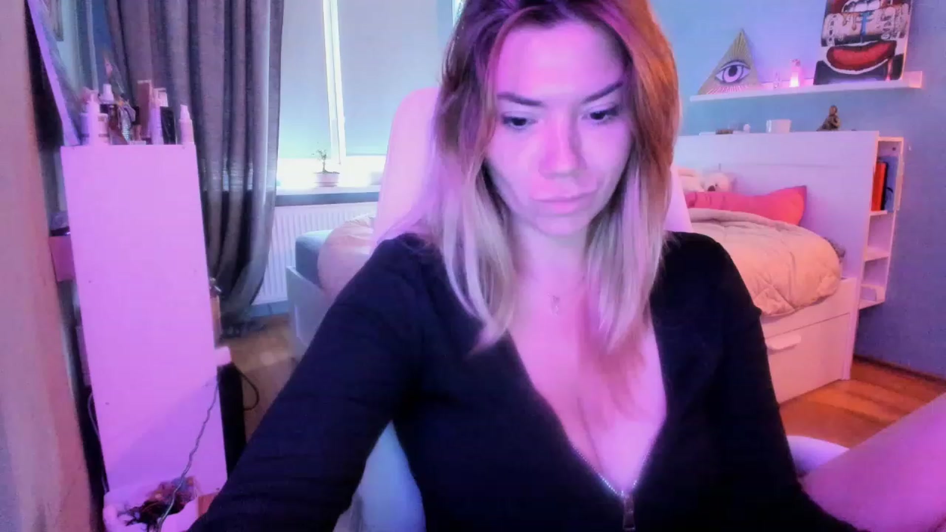 Gallery image thumbnail from NickyBlein's myfreecams stream on, 09/05/2023, 12:16 image 2 of 20