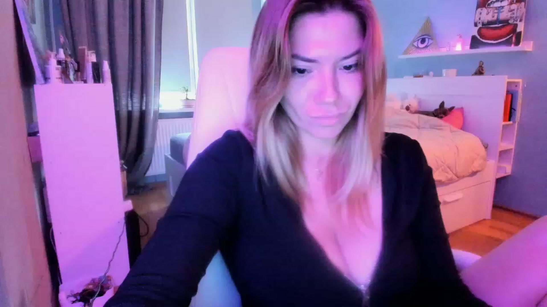 Gallery image thumbnail from NickyBlein's myfreecams stream on, 09/05/2023, 12:16 image 1 of 20