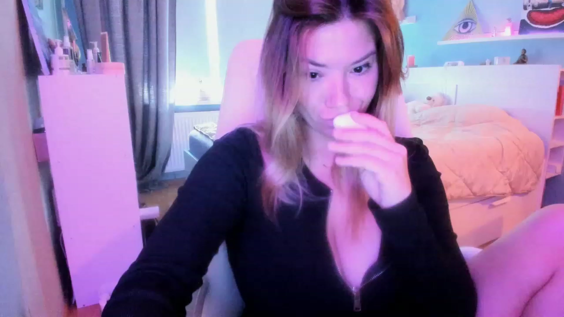 Gallery image thumbnail from NickyBlein's myfreecams stream on, 09/08/2023, 12:26 image 12 of 20
