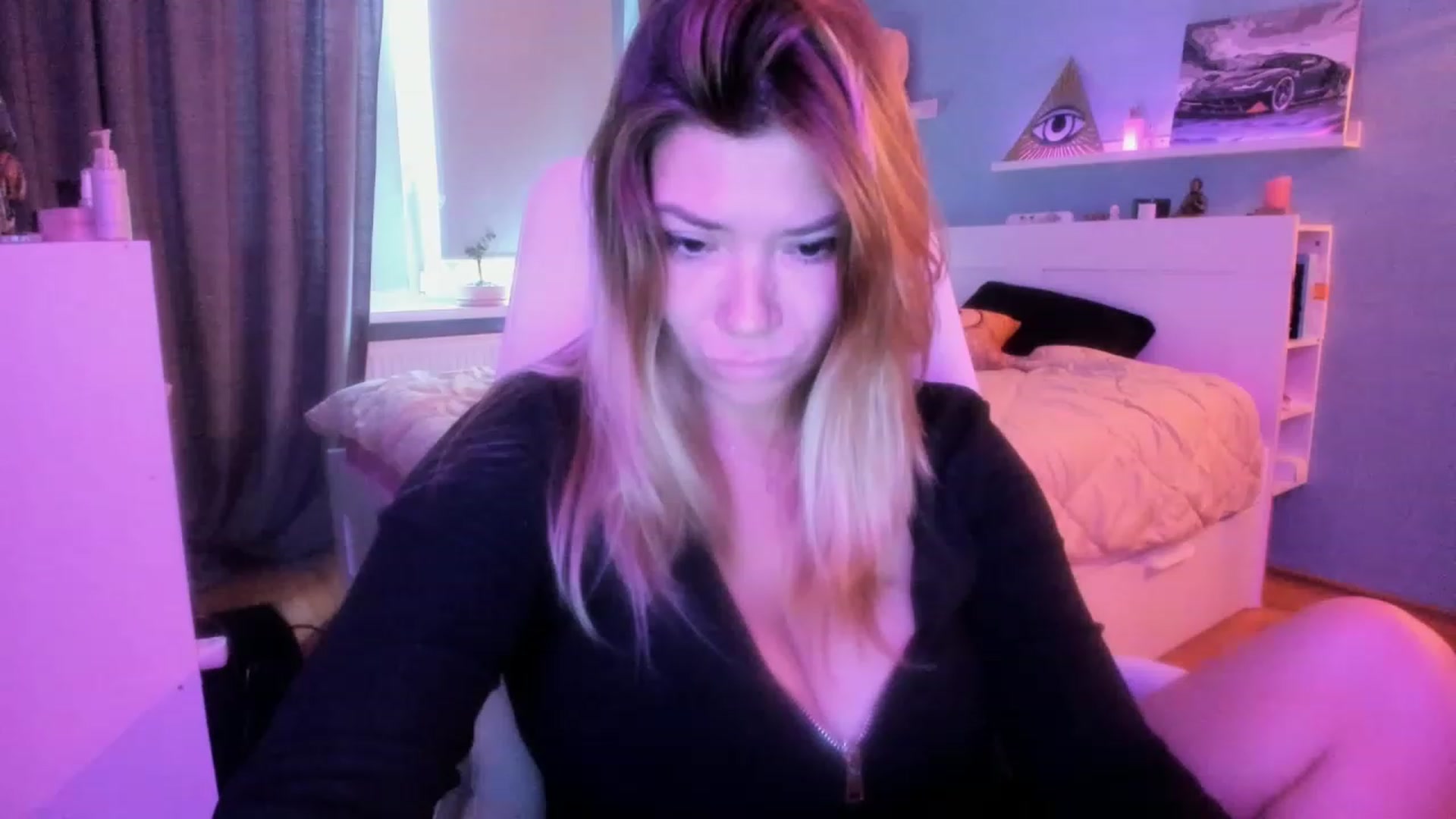 Gallery image thumbnail from NickyBlein's myfreecams stream on, 09/14/2023, 12:29 image 8 of 20