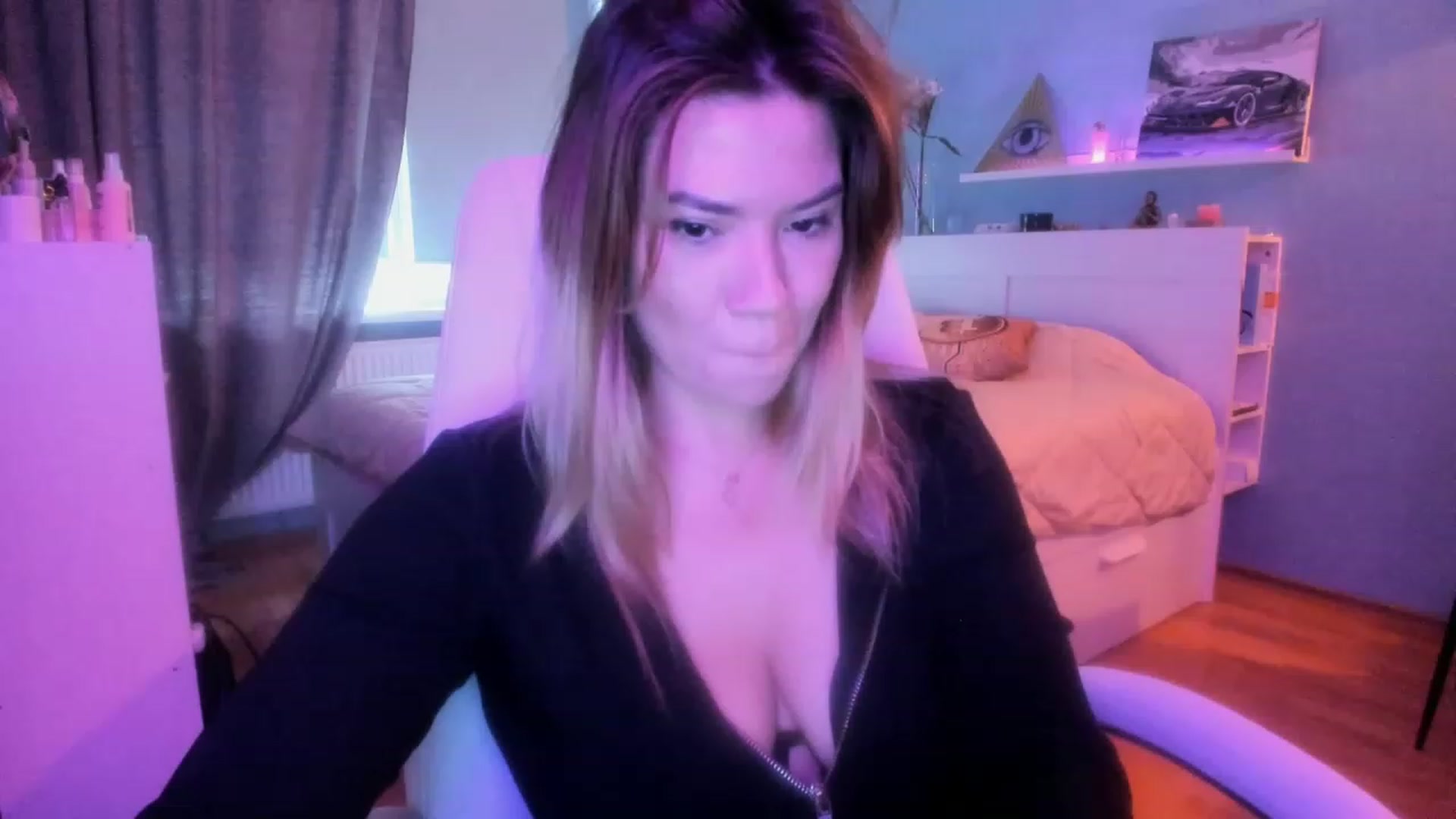 Gallery image thumbnail from NickyBlein's myfreecams stream on, 09/20/2023, 10:48 image 9 of 20