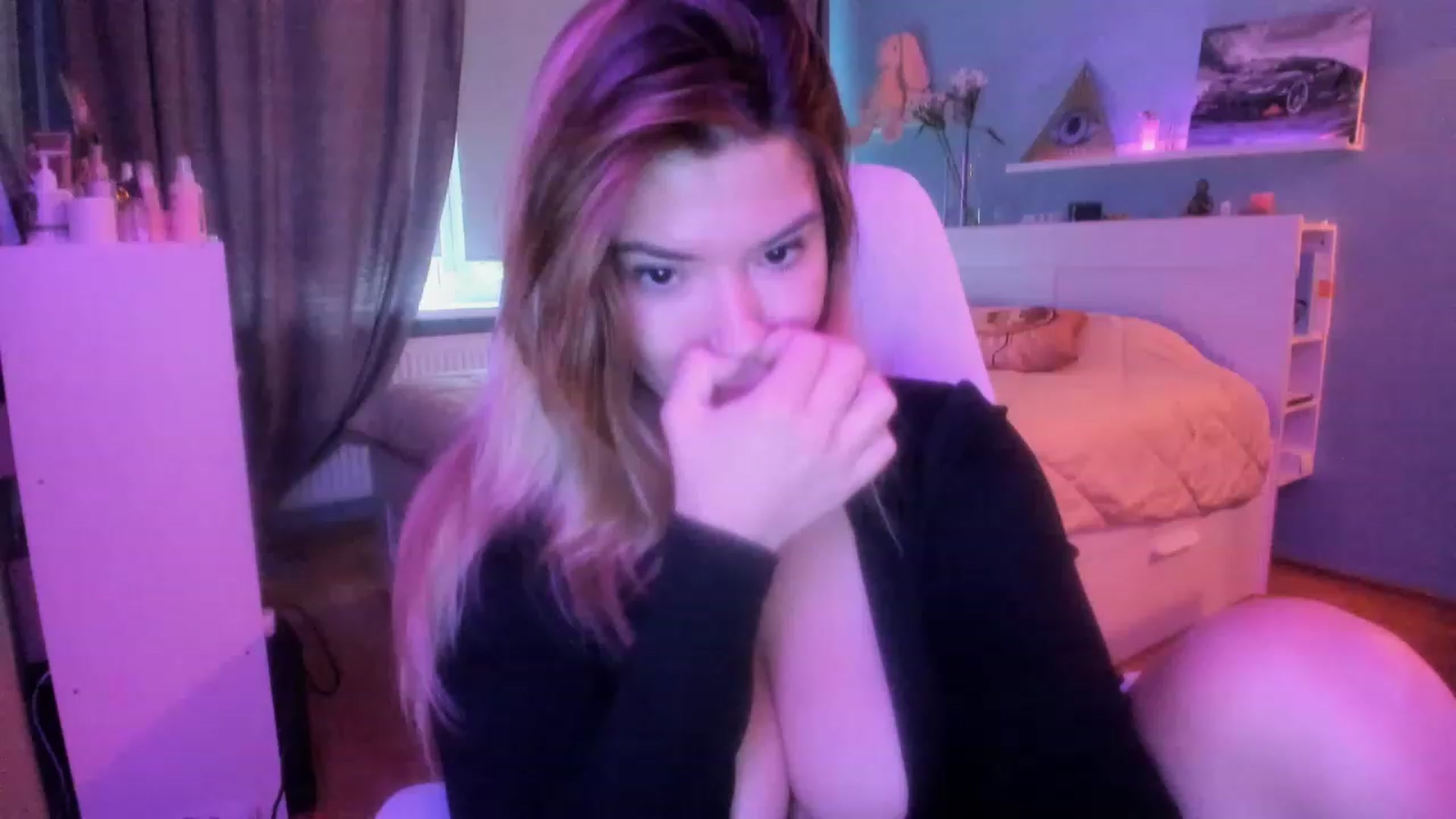 Gallery image thumbnail from NickyBlein's myfreecams stream on, 09/20/2023, 12:41 image 15 of 20