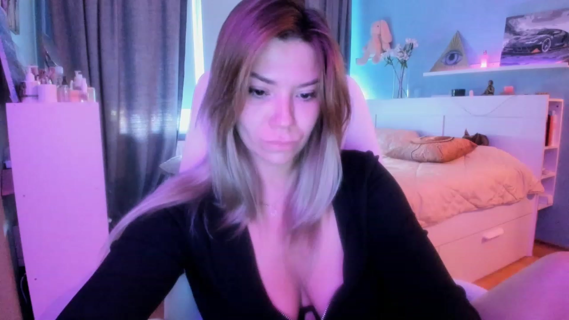 Gallery image thumbnail from NickyBlein's myfreecams stream on, 09/23/2023, 10:30 image 9 of 20