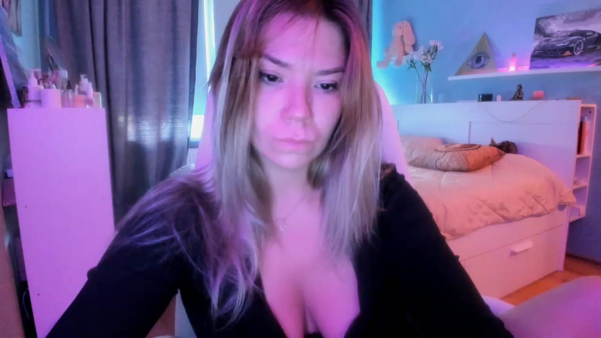 Gallery image thumbnail from NickyBlein's myfreecams stream on, 09/23/2023, 10:30 image 1 of 20