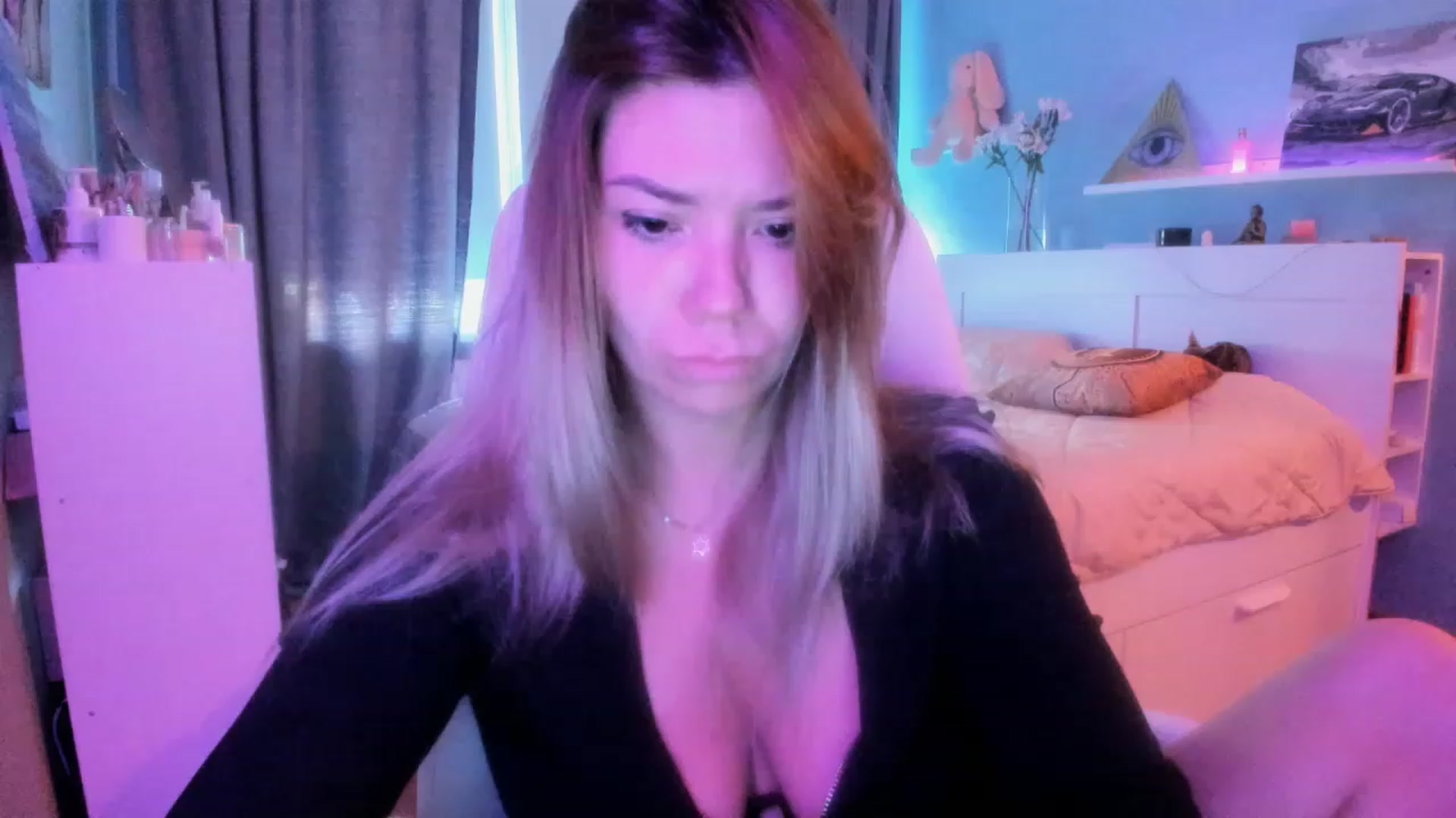 Gallery image thumbnail from NickyBlein's myfreecams stream on, 09/23/2023, 10:30 image 6 of 20