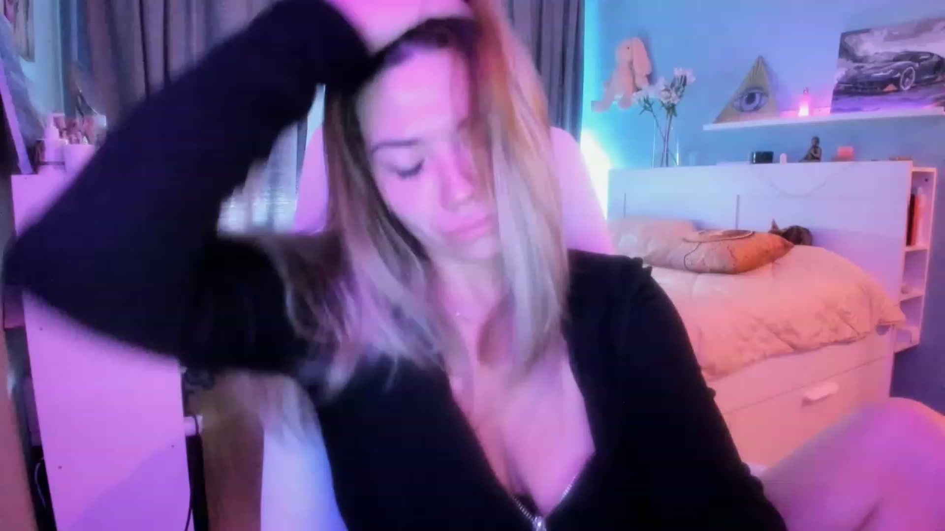 Gallery image thumbnail from NickyBlein's myfreecams stream on, 09/23/2023, 10:30 image 5 of 20