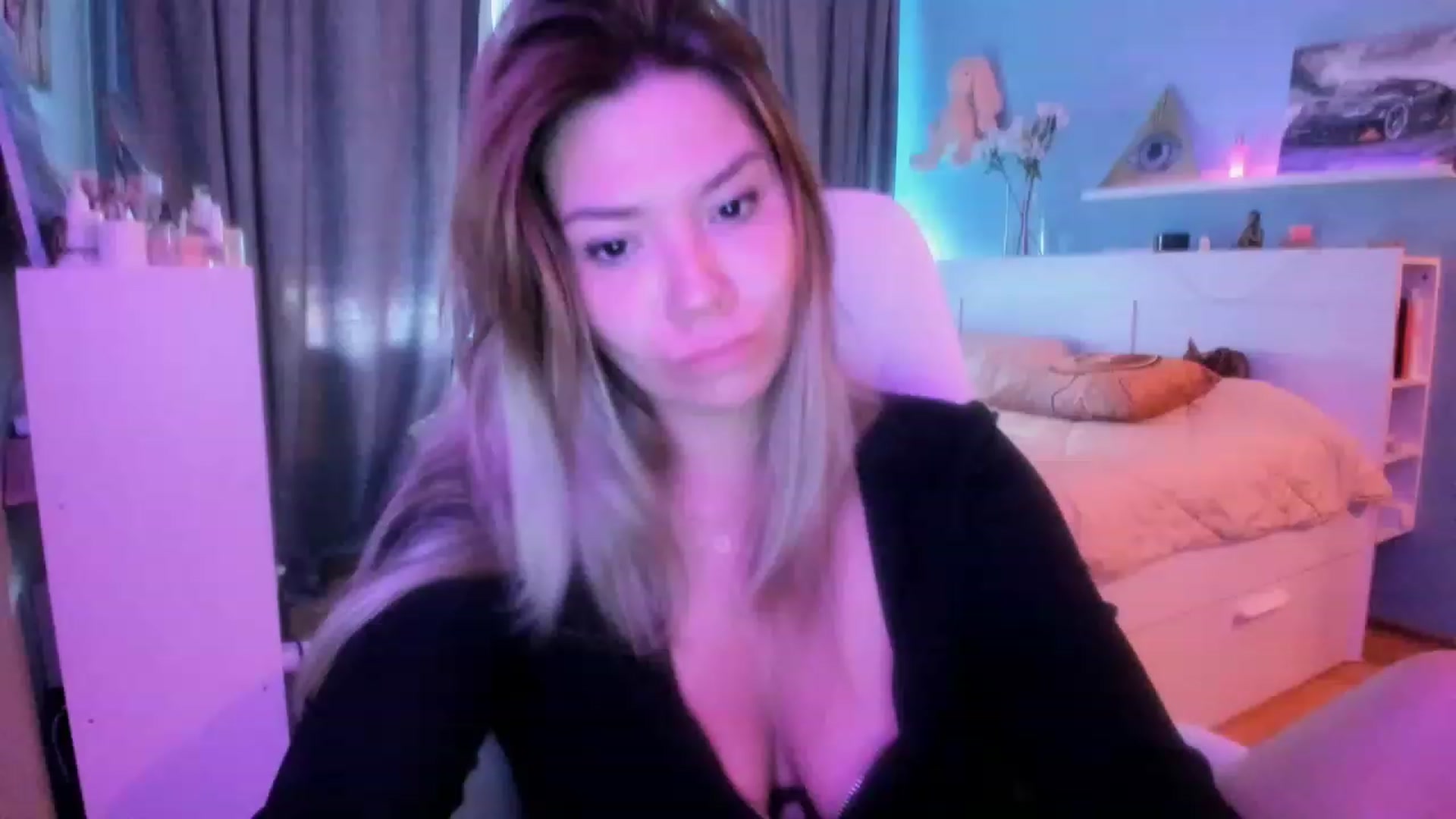 Gallery image thumbnail from NickyBlein's myfreecams stream on, 09/23/2023, 10:30 image 10 of 20