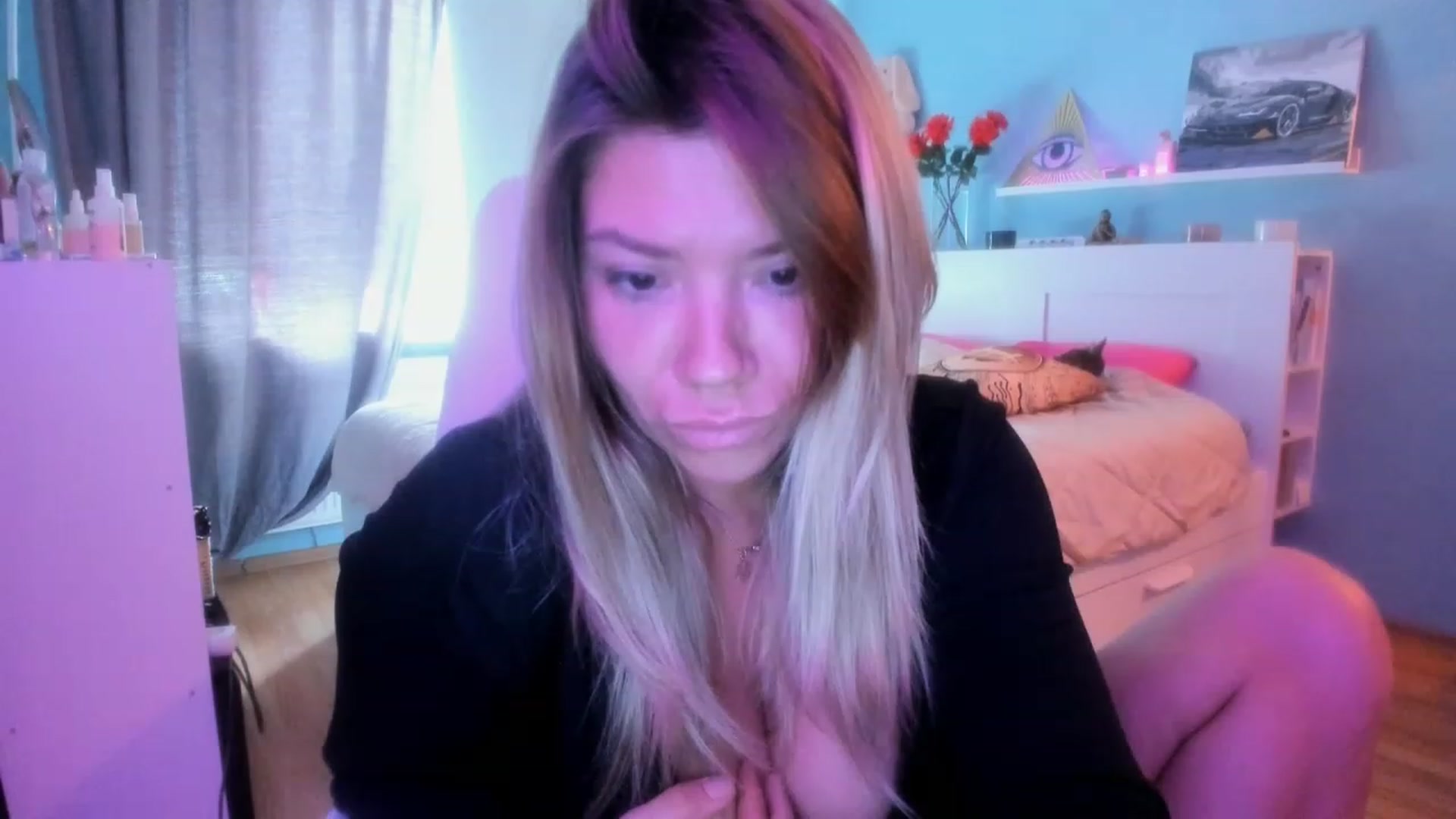 Gallery image thumbnail from NickyBlein's myfreecams stream on, 10/05/2023, 09:56 image 18 of 20