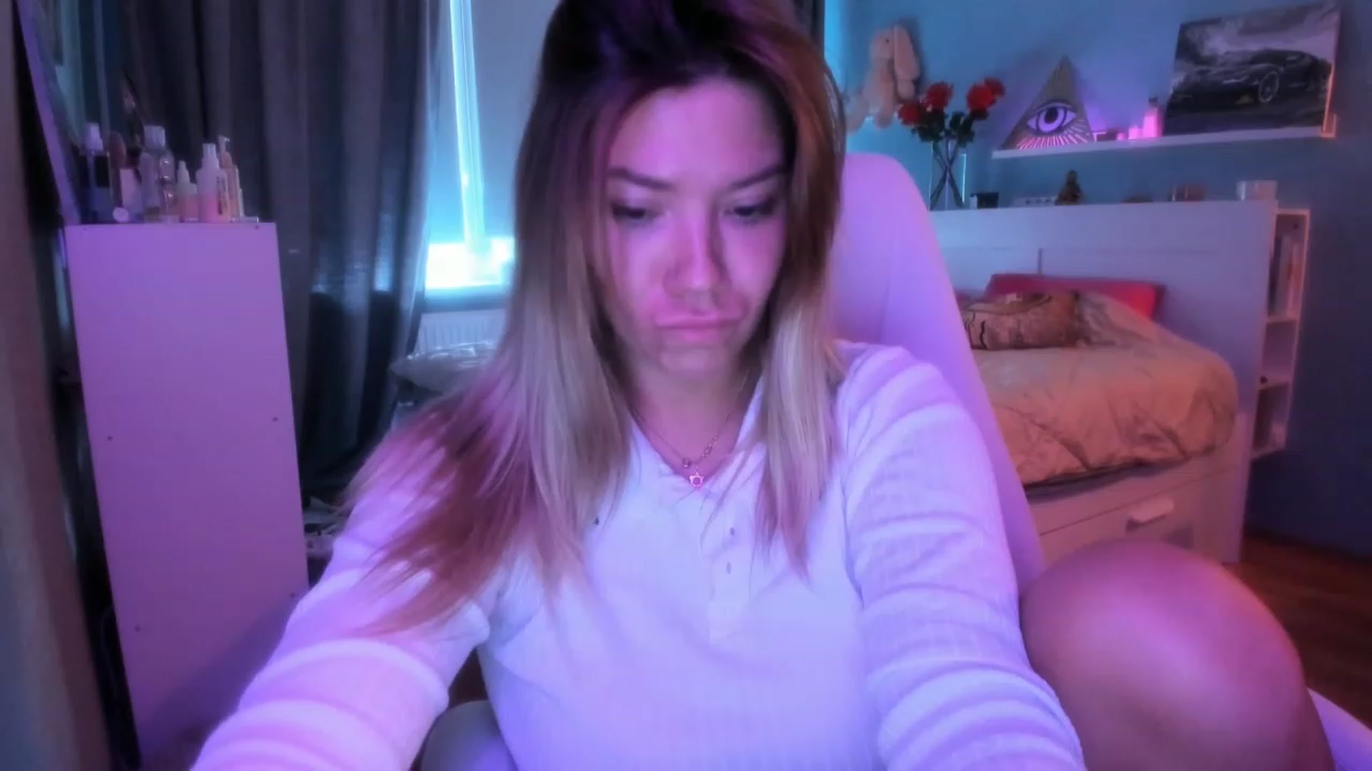 Gallery image thumbnail from NickyBlein's myfreecams stream on, 10/06/2023, 10:24 image 13 of 20