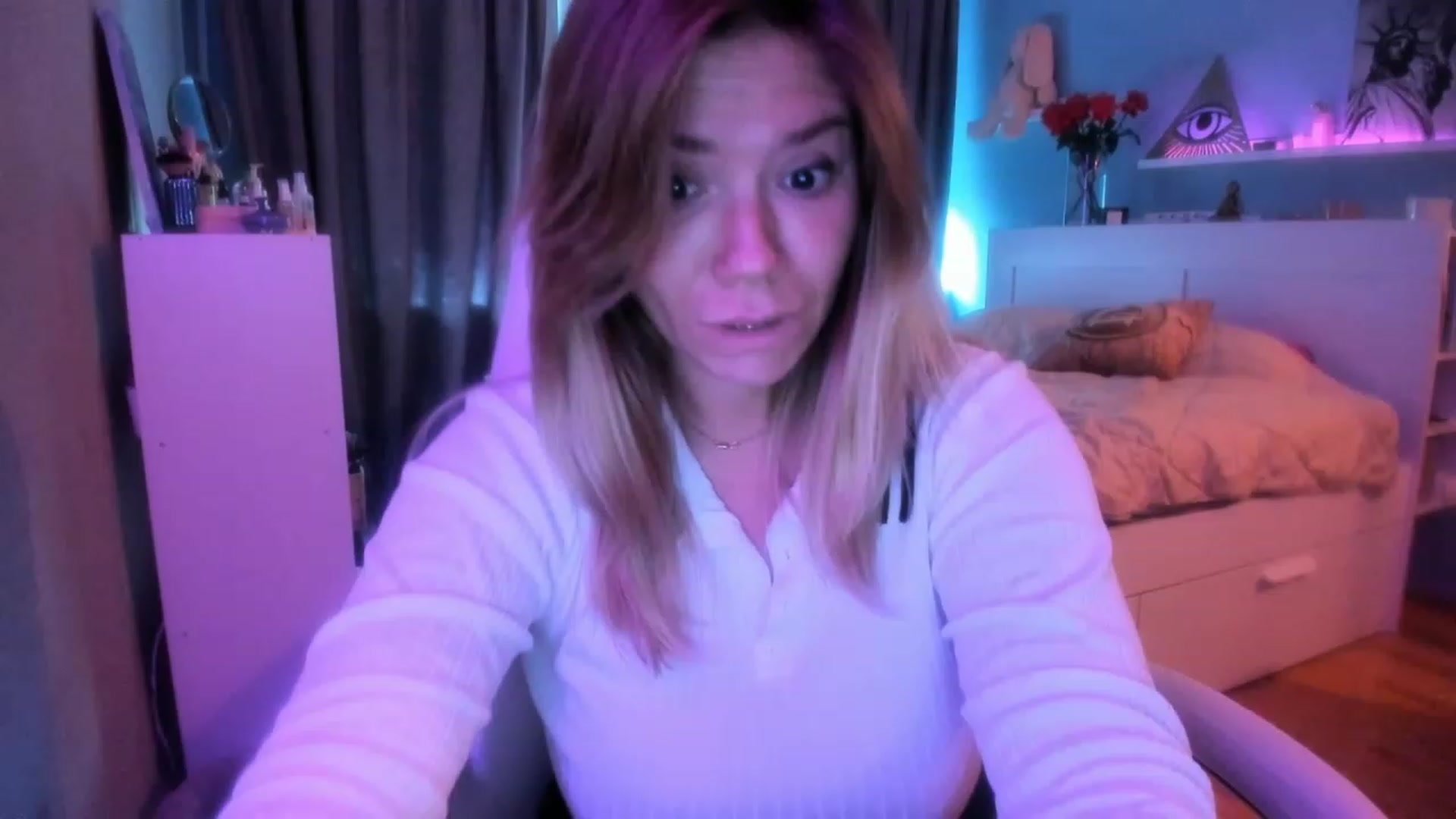 Gallery image thumbnail from NickyBlein's myfreecams stream on, 10/10/2023, 09:08 image 16 of 20