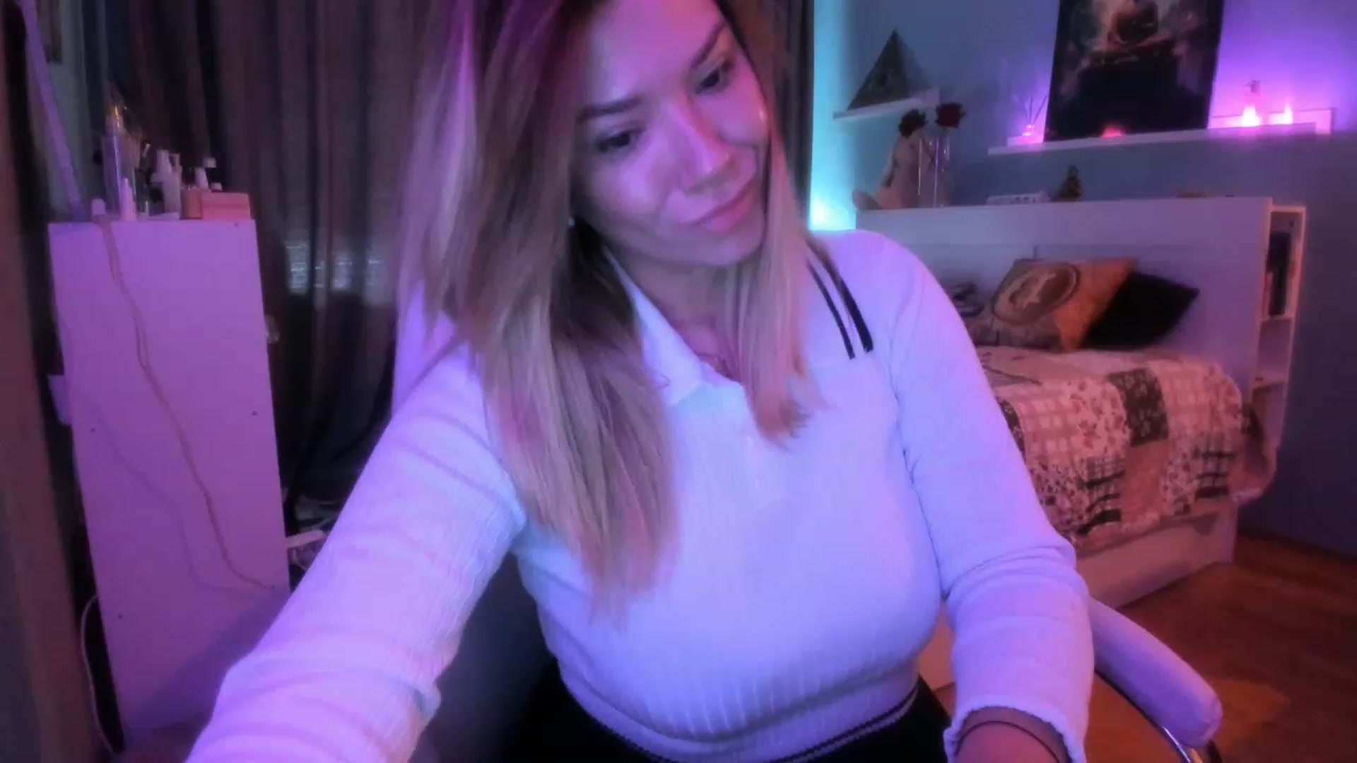Gallery image thumbnail from NickyBlein's myfreecams stream on, 10/19/2023, 08:26 image 1 of 20