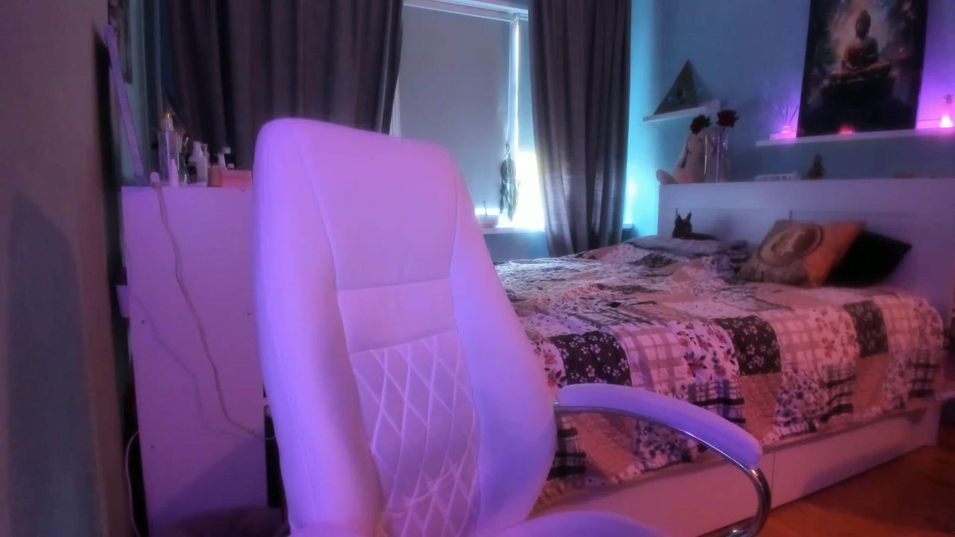 Gallery image thumbnail from NickyBlein's myfreecams stream on, 10/19/2023, 09:19 image 20 of 20